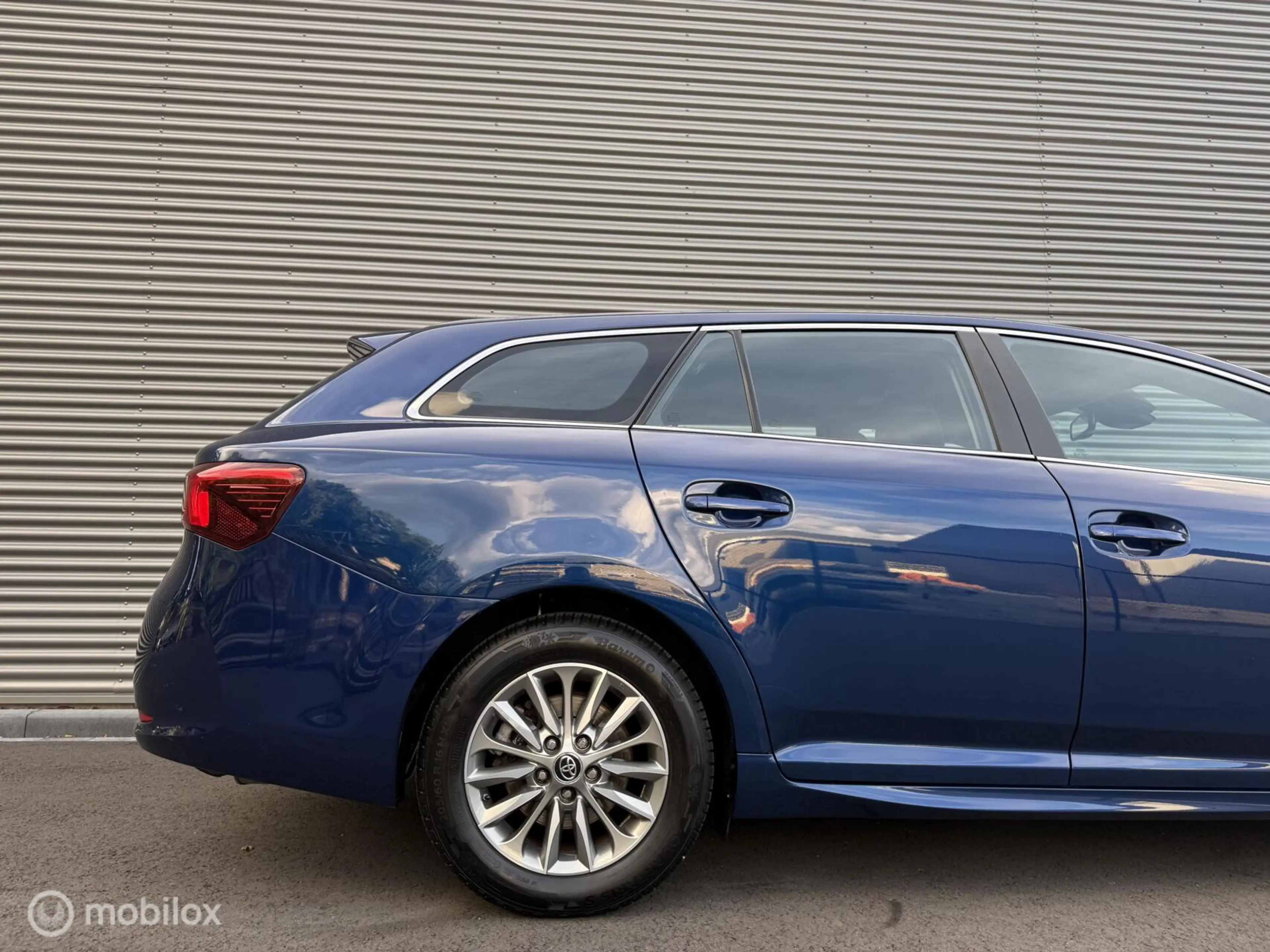 Toyota Avensis 1.8 VVT-i Aspiration | Clima | Camera | Cruise | N — photo 27
