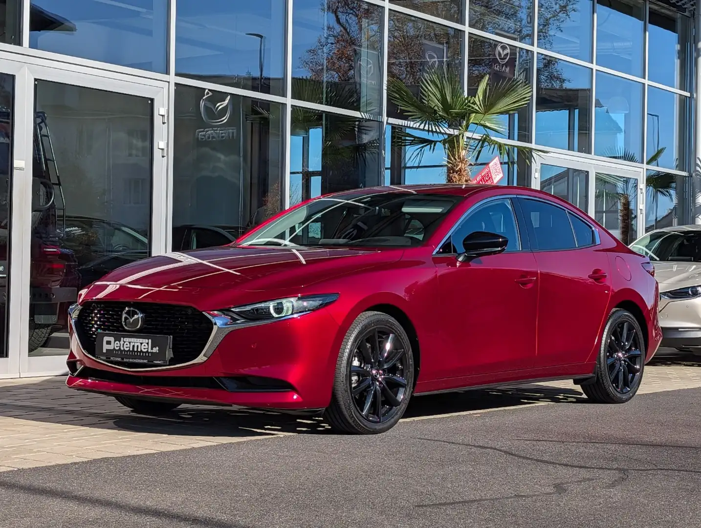 Mazda 3 G122 AT COM+ SO PR ST TE CarPlay DAB Leder Rood - 2