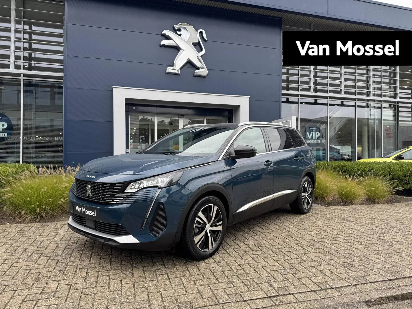 Peugeot 5008 Hybrid 136 GT l Focal Hi-Fi l Elektrische achterkl Blau - 1
