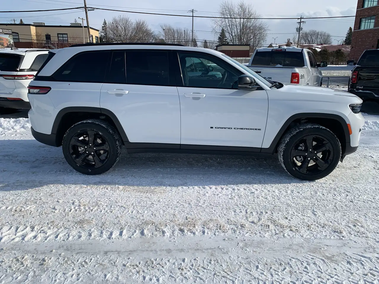 Jeep Grand Cherokee снимка Jeep Grand Cherokee