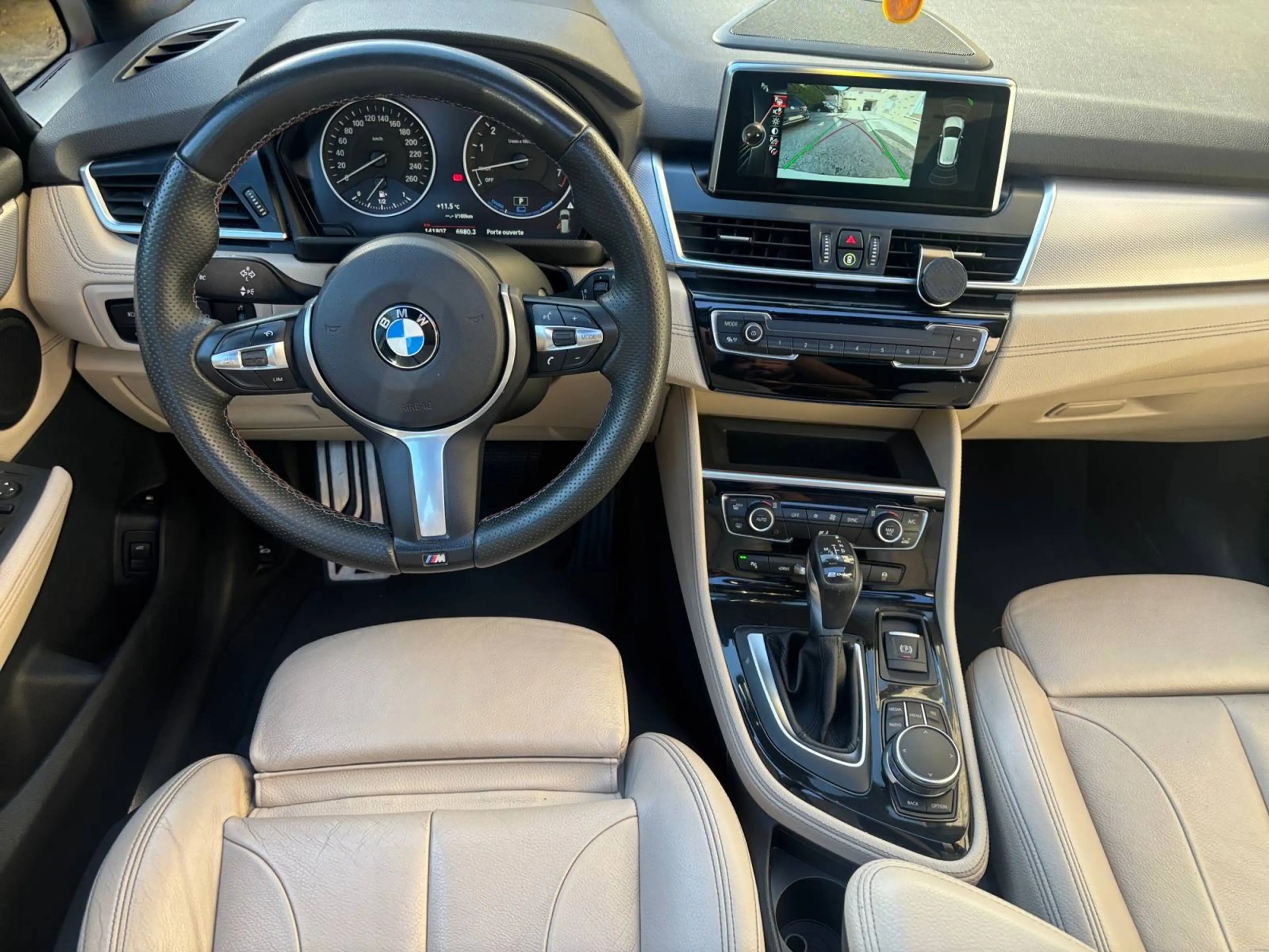 BMW 225 Active Tourer PHEV 225xeA Pack M / Toit Pano / Garantie 12 MOIS — photo 14