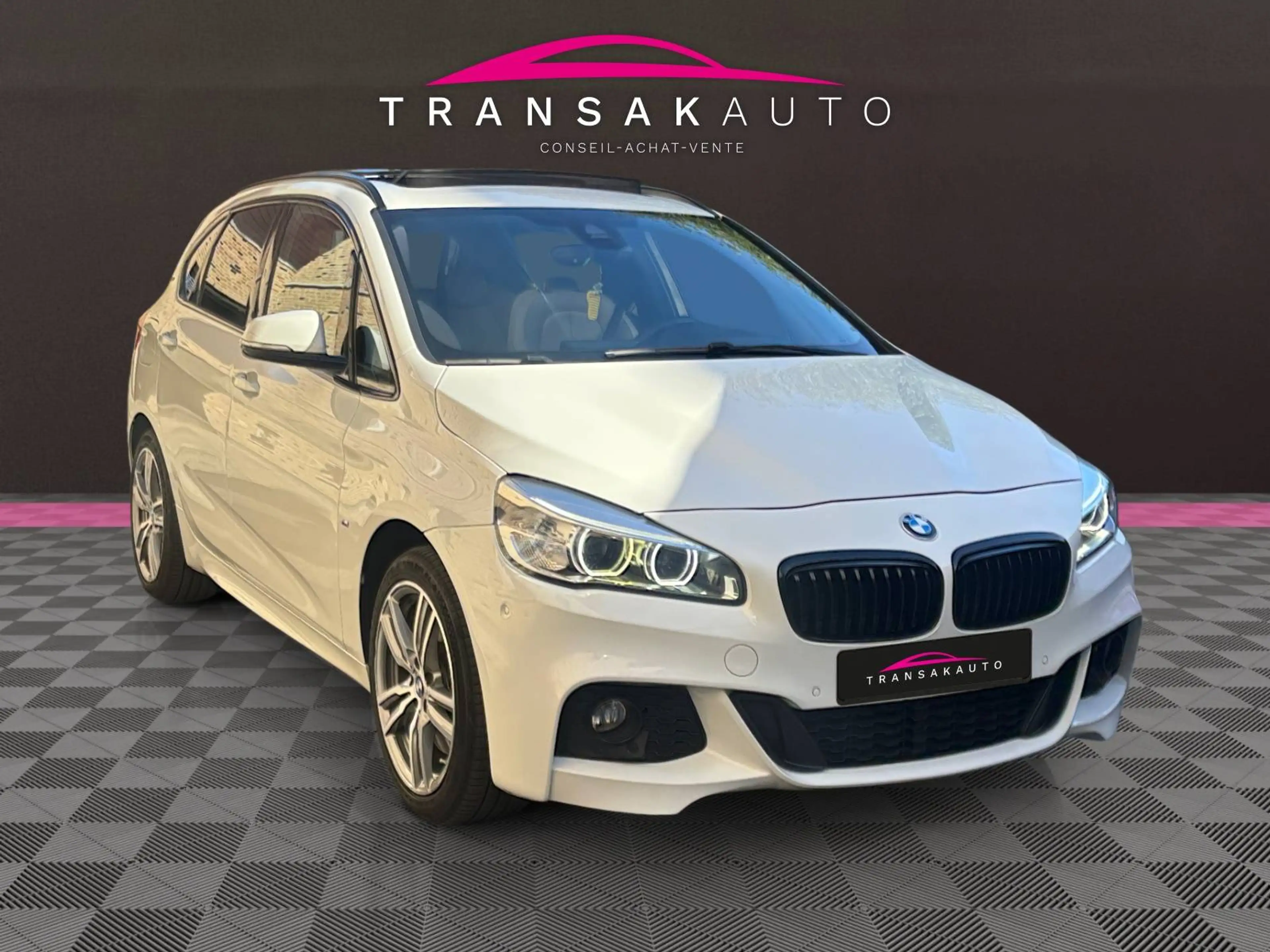 BMW 225 Active Tourer PHEV 225xeA Pack M / Toit Pano / Garantie 12 MOIS — photo 6