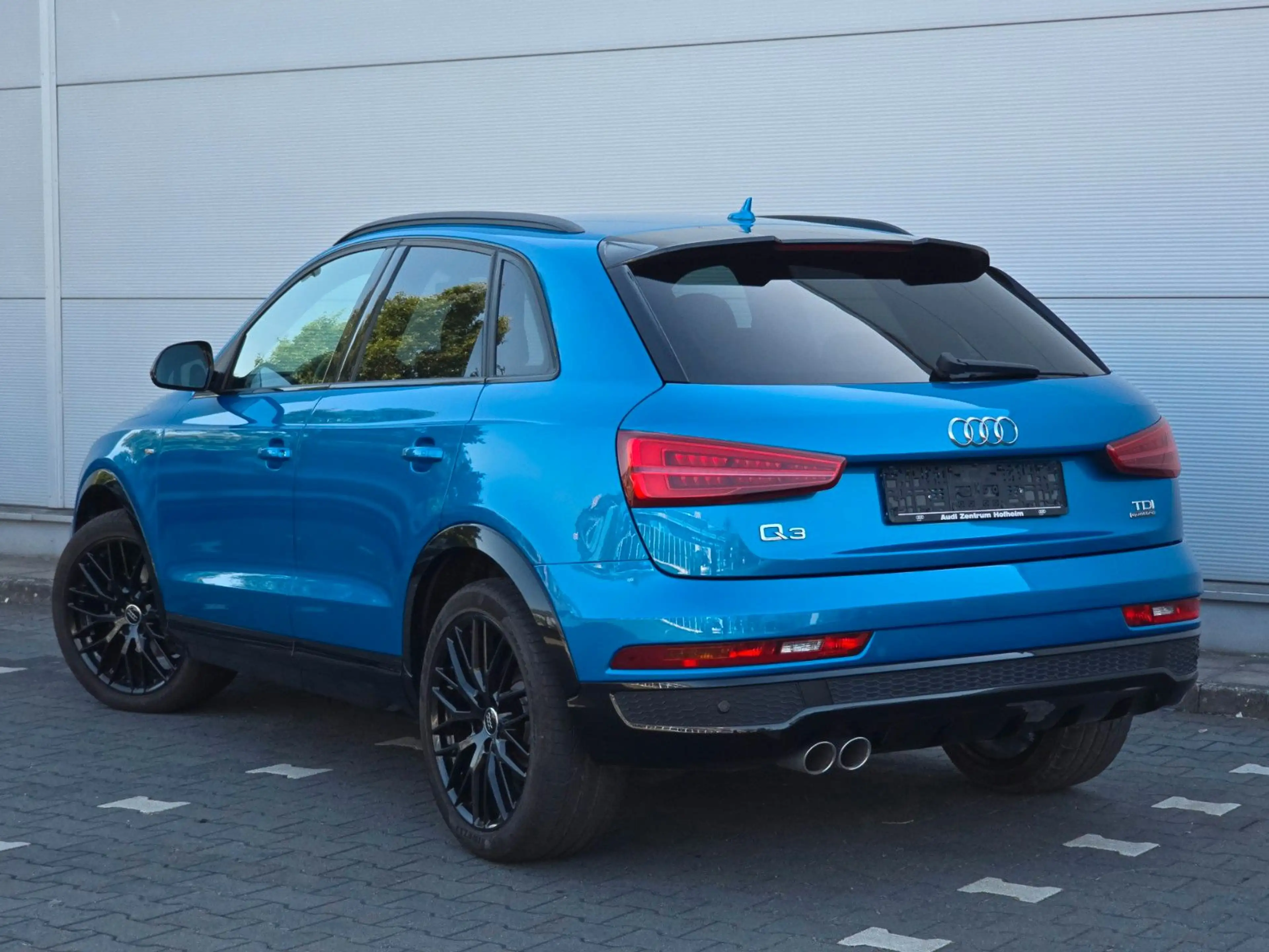 Audi Q3 quattro S Line Competition (Alcantara/Navi) — photo 6