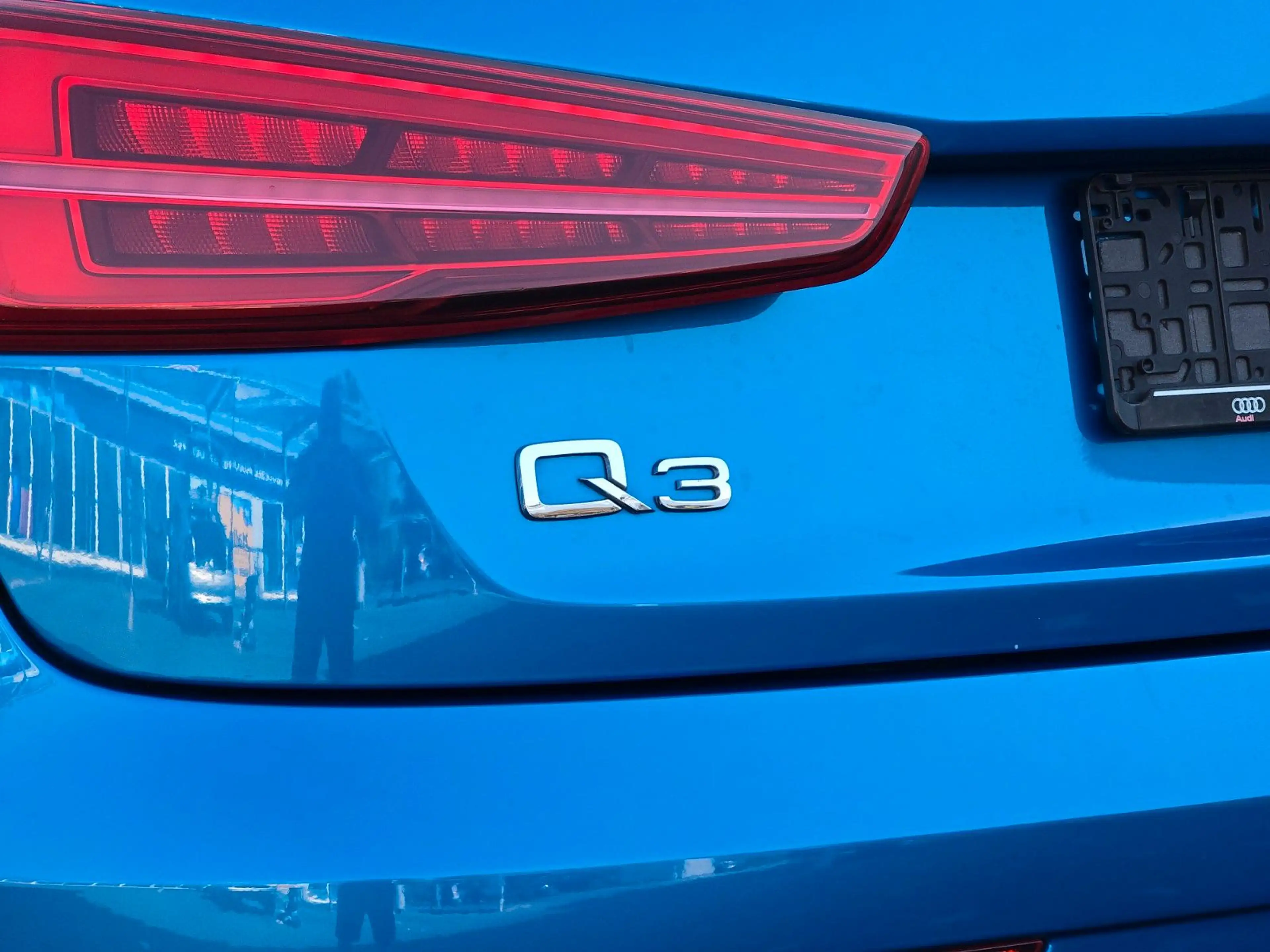 Audi Q3 quattro S Line Competition (Alcantara/Navi) — photo 7
