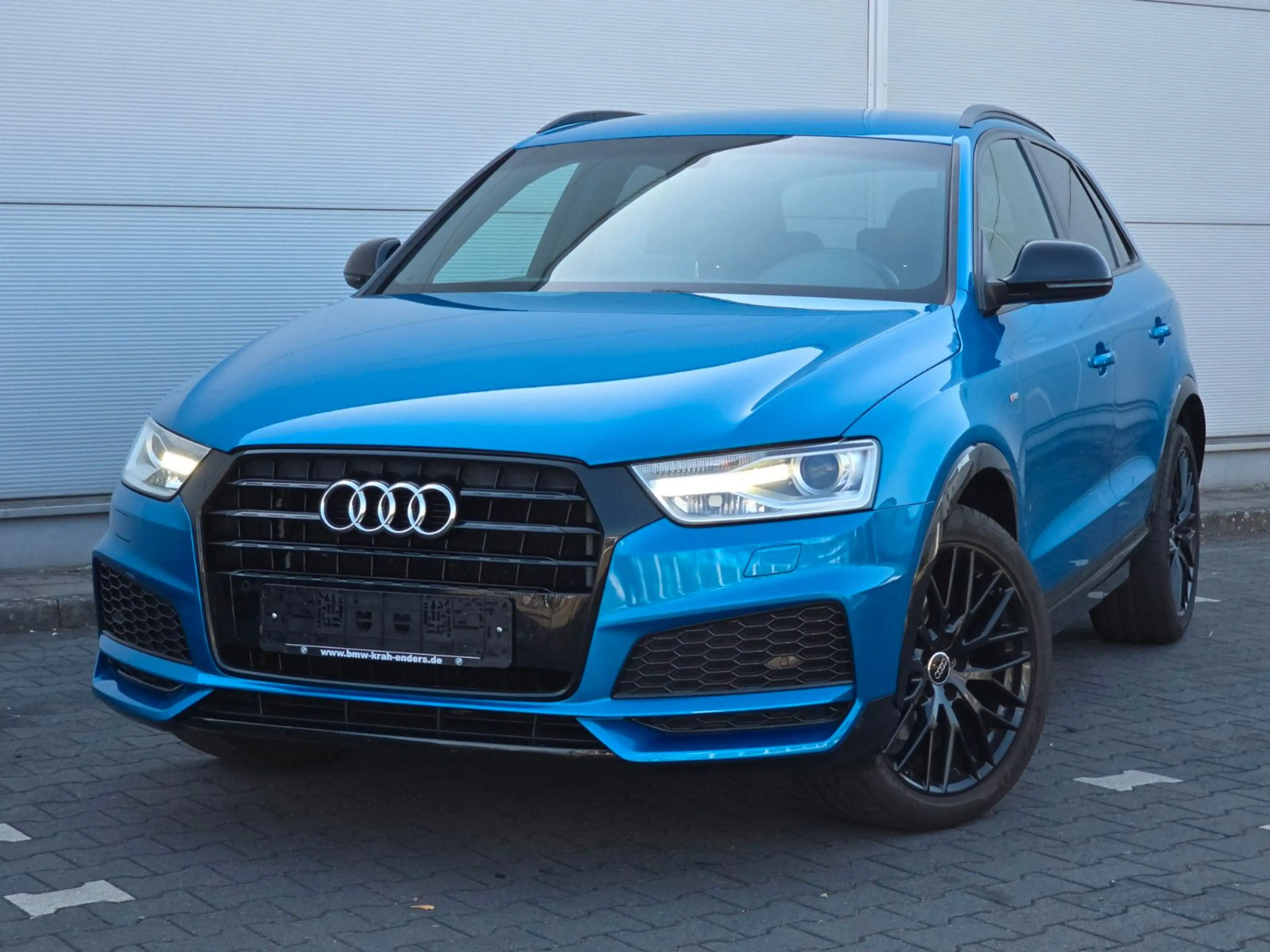 Audi Q3 quattro S Line Competition (Alcantara/Navi) — photo 3
