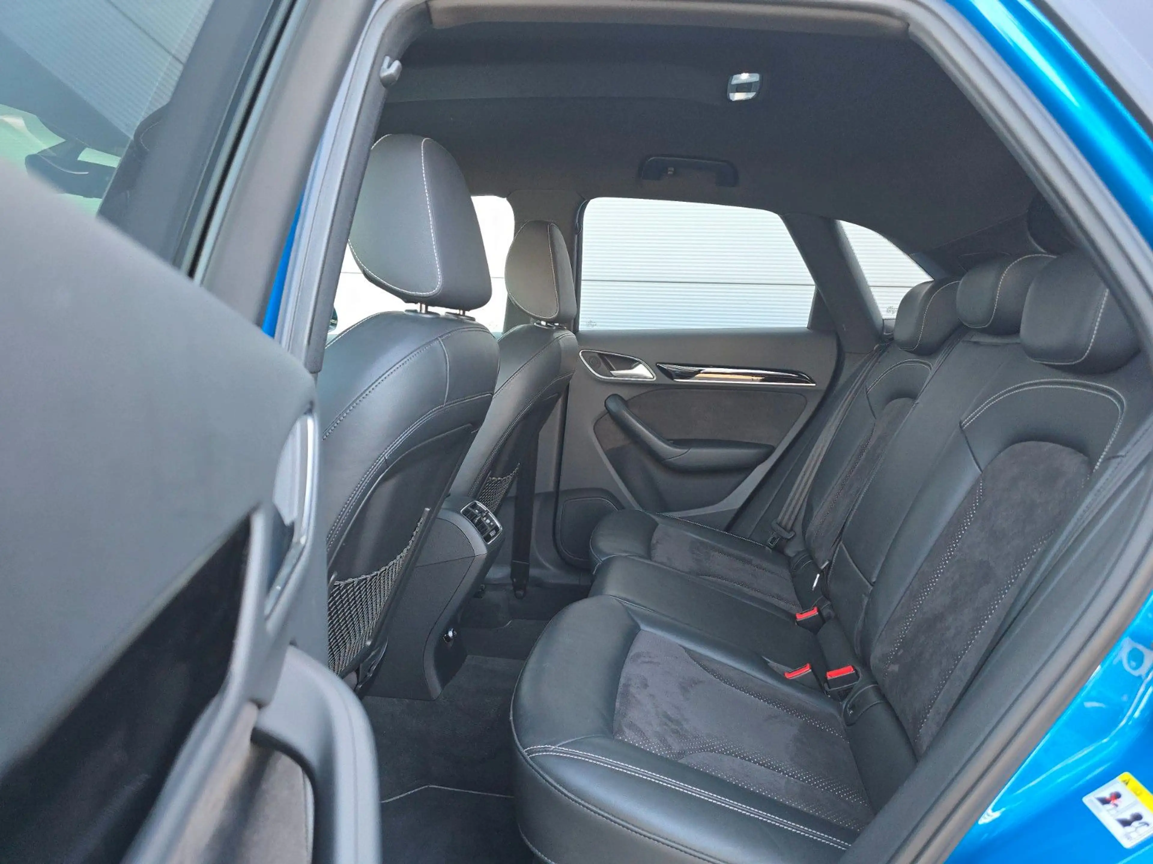 Audi Q3 quattro S Line Competition (Alcantara/Navi) — photo 15
