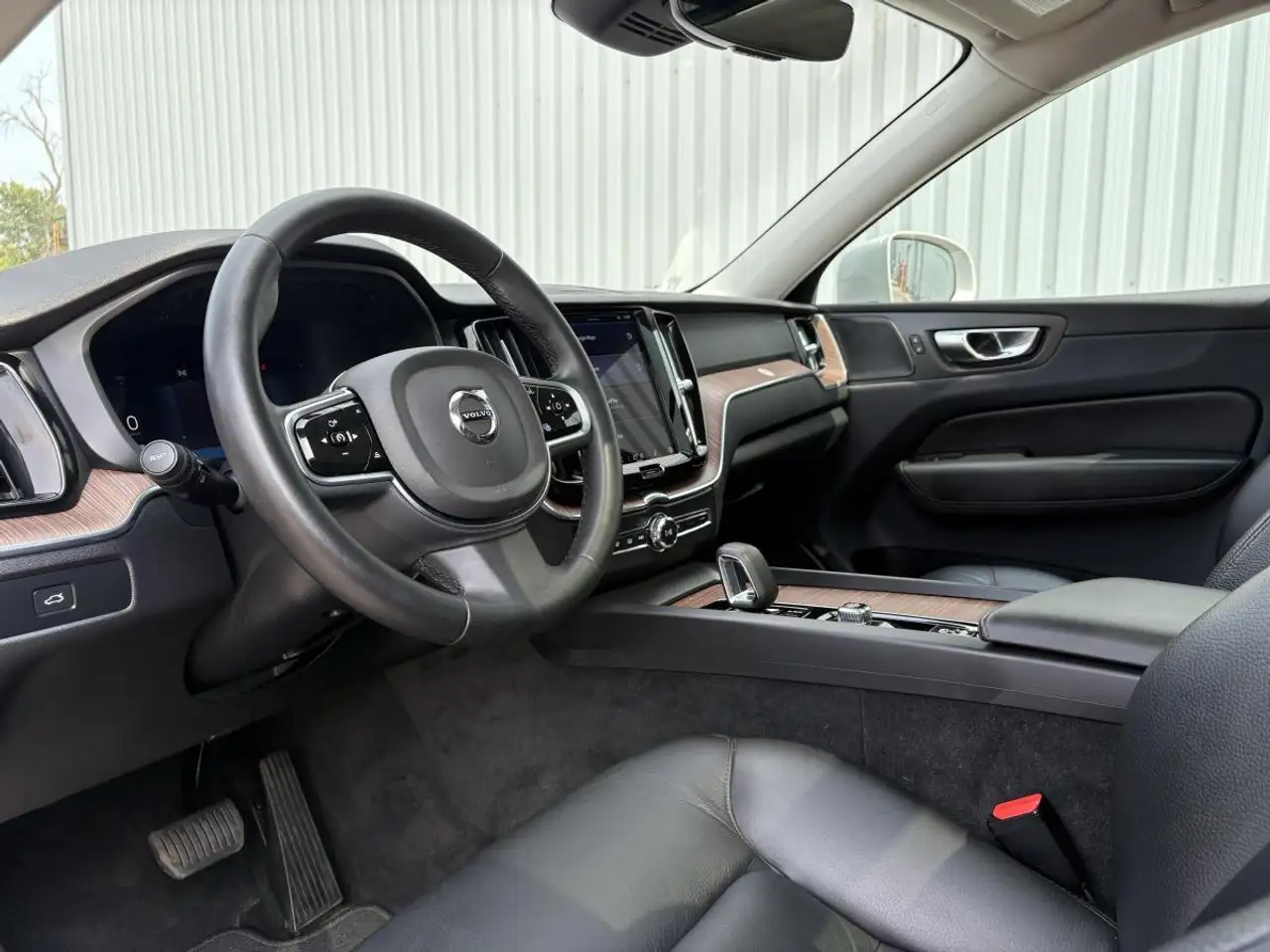 Volvo XC60 снимка Volvo XC60