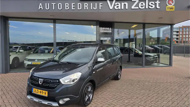 Dacia Lodgy 1.2 TCe Stepway 7p. Airco, Voorstoelen verwarmd, M