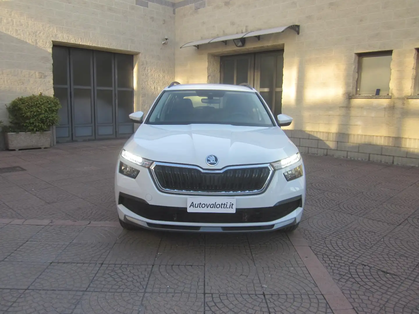 Skoda Kamiq 1.0 G-Tec Ambition UNICOPRO (anche neopatentati) Bianco - 2