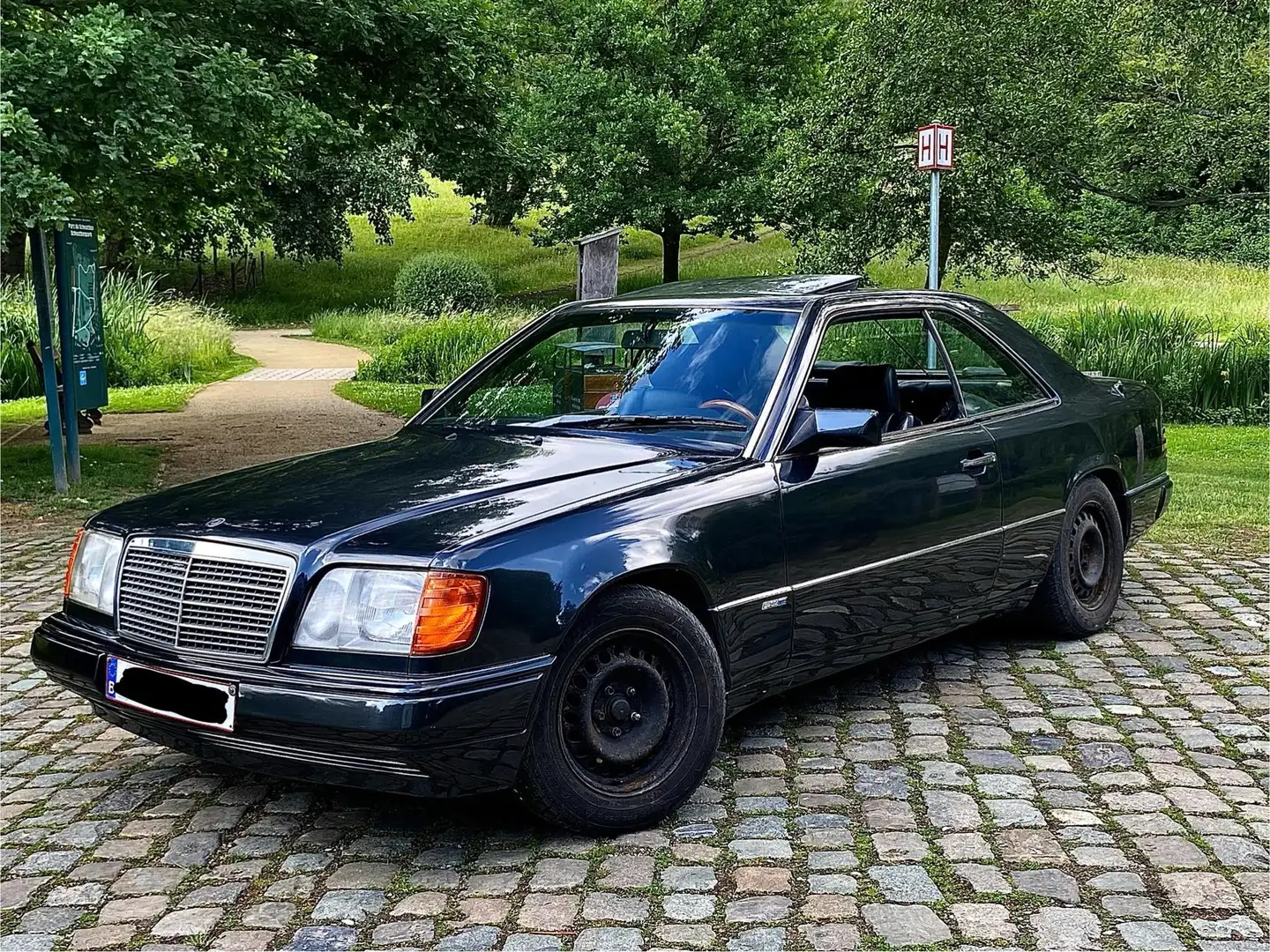Mercedes-Benz CE 230 SportLine Toit ouvrant Noir - 1