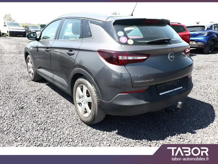 Opel Grandland X 1.2 Turbo 130 Edition — photo 4