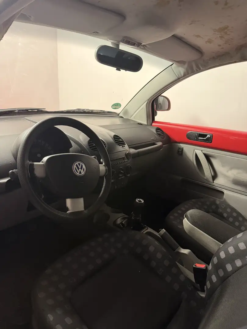 Volkswagen Beetle - 2