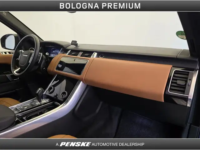 Land Rover Range Rover Sport view 19