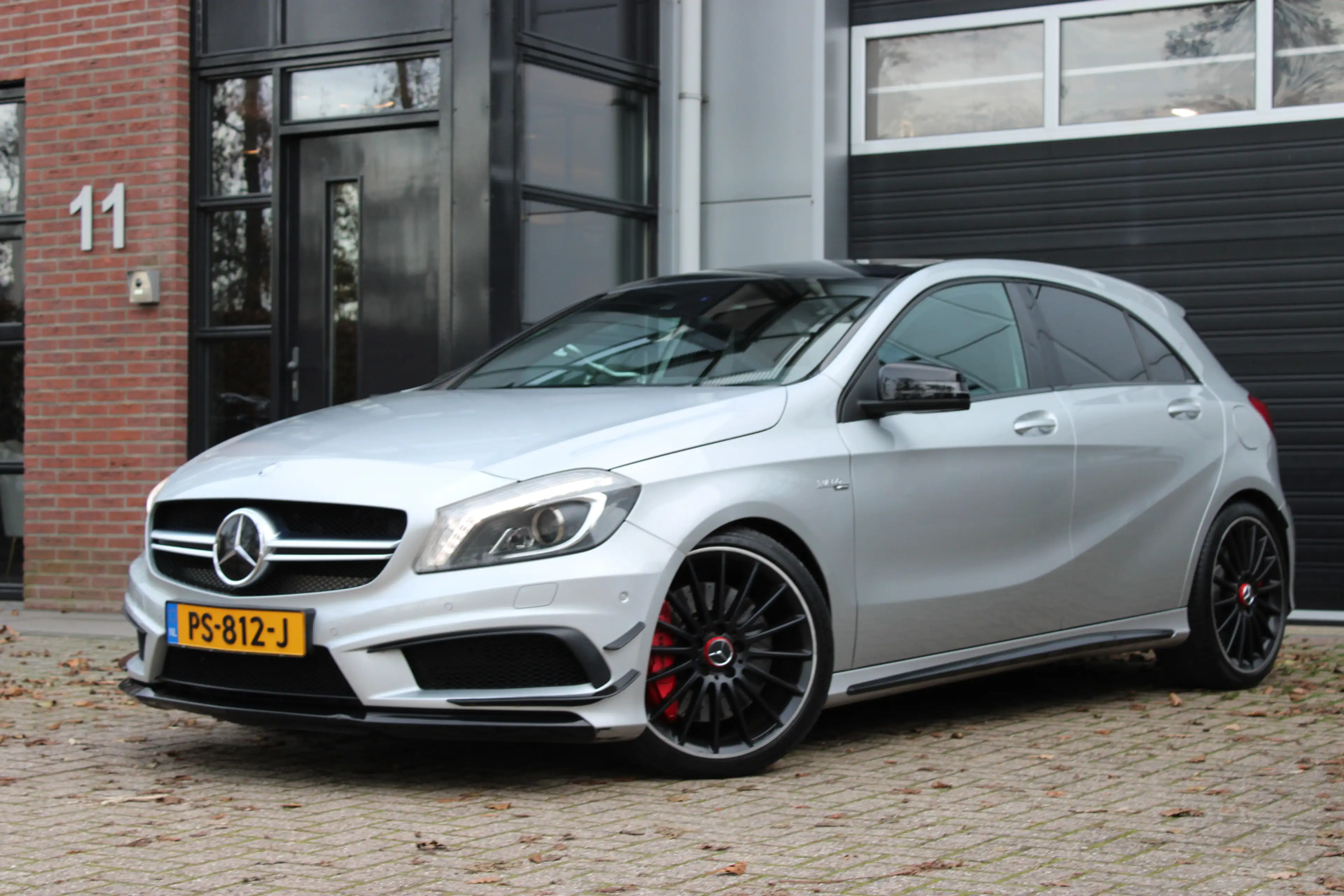 Mercedes-Benz A 45 AMG 4MATIC Edition 1 — photo 2