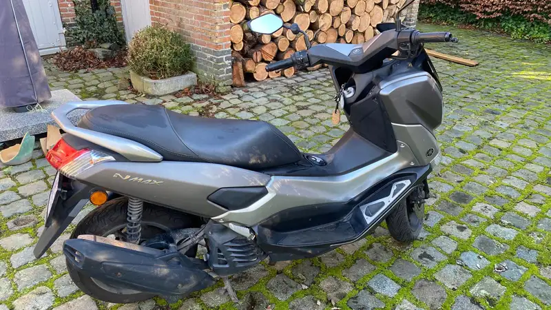 Yamaha NMAX 125 - foto 3