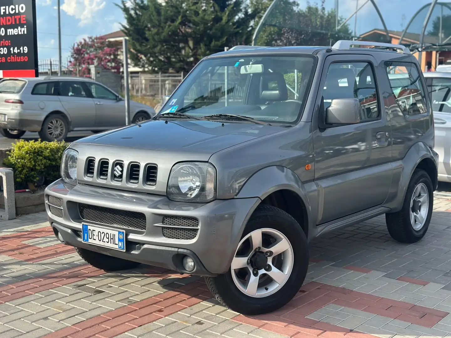 Suzuki Jimny Jimny 1.3i 16V cat 4WD JLX Gris - 2