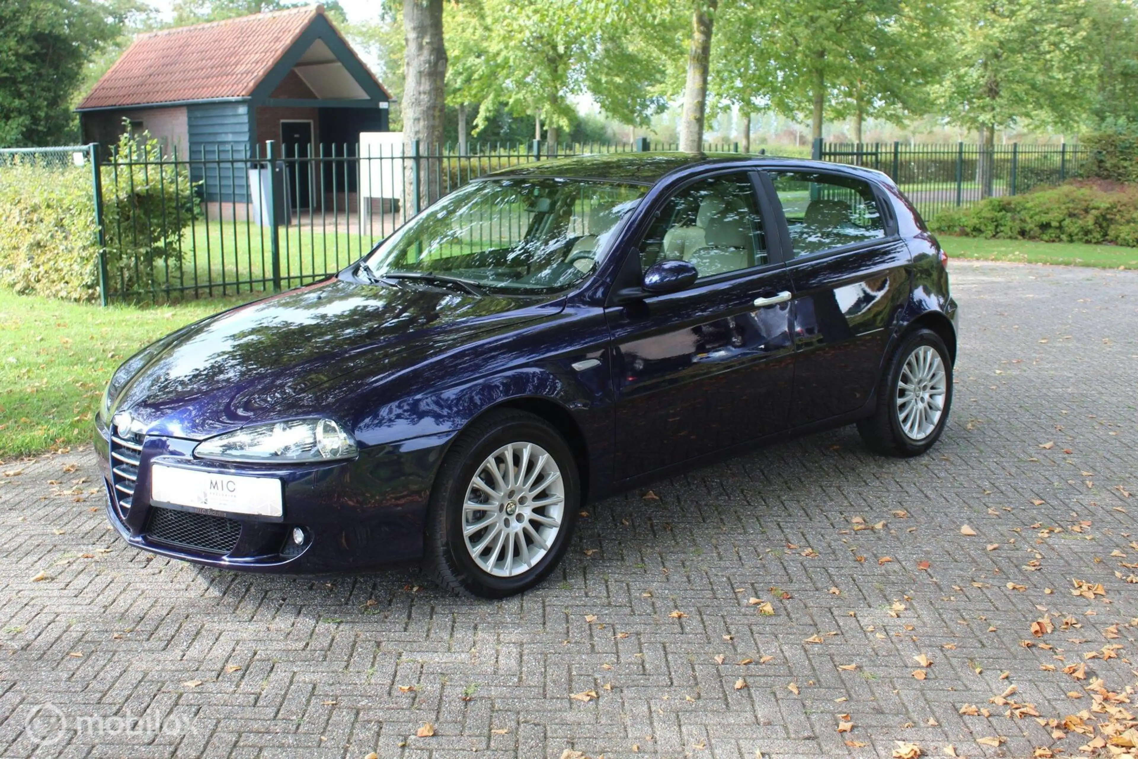 Alfa Romeo 147 2.0 T.Spark Distinctive Selespeed | Zwitsers! — photo 9