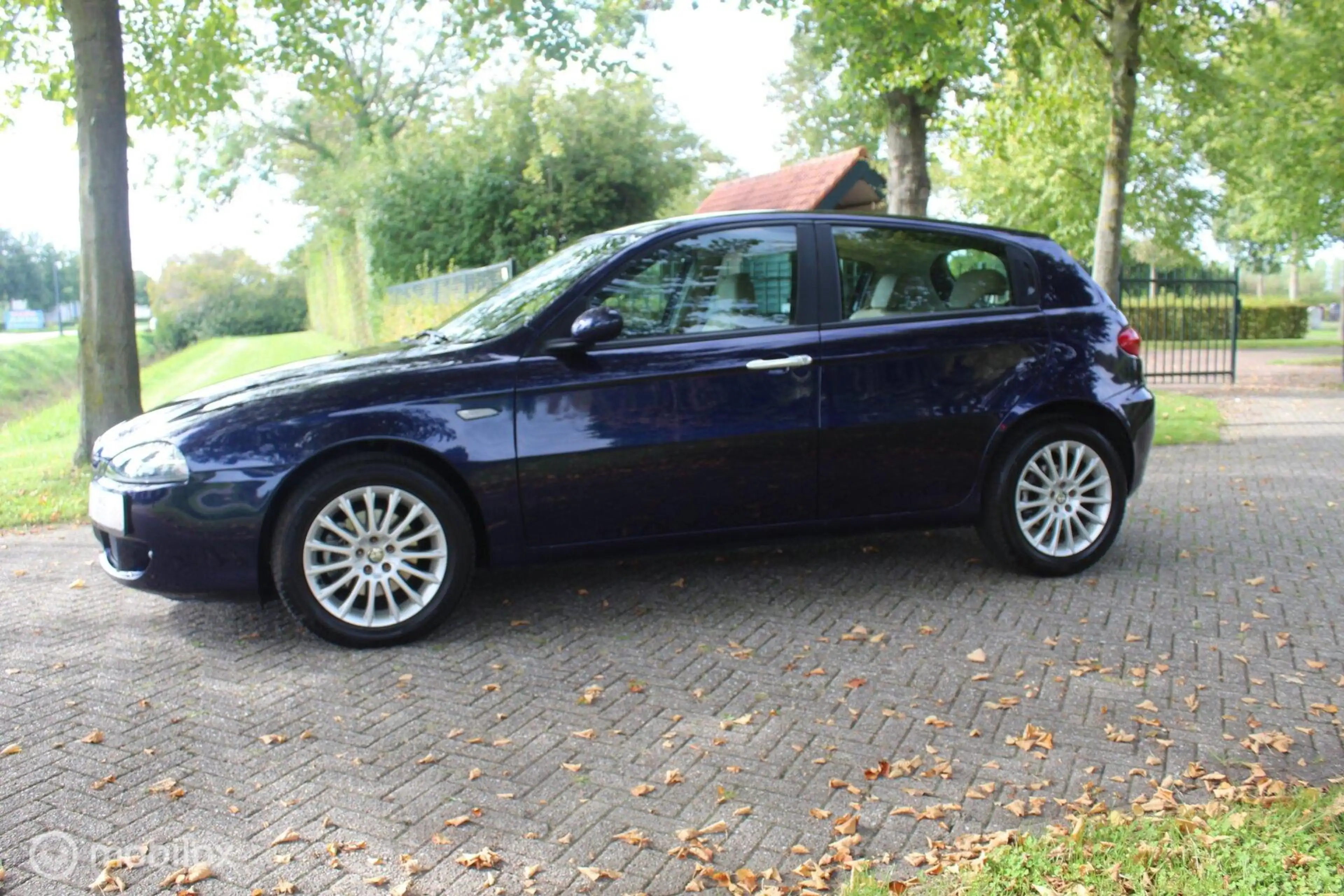 Alfa Romeo 147 2.0 T.Spark Distinctive Selespeed | Zwitsers! — photo 10