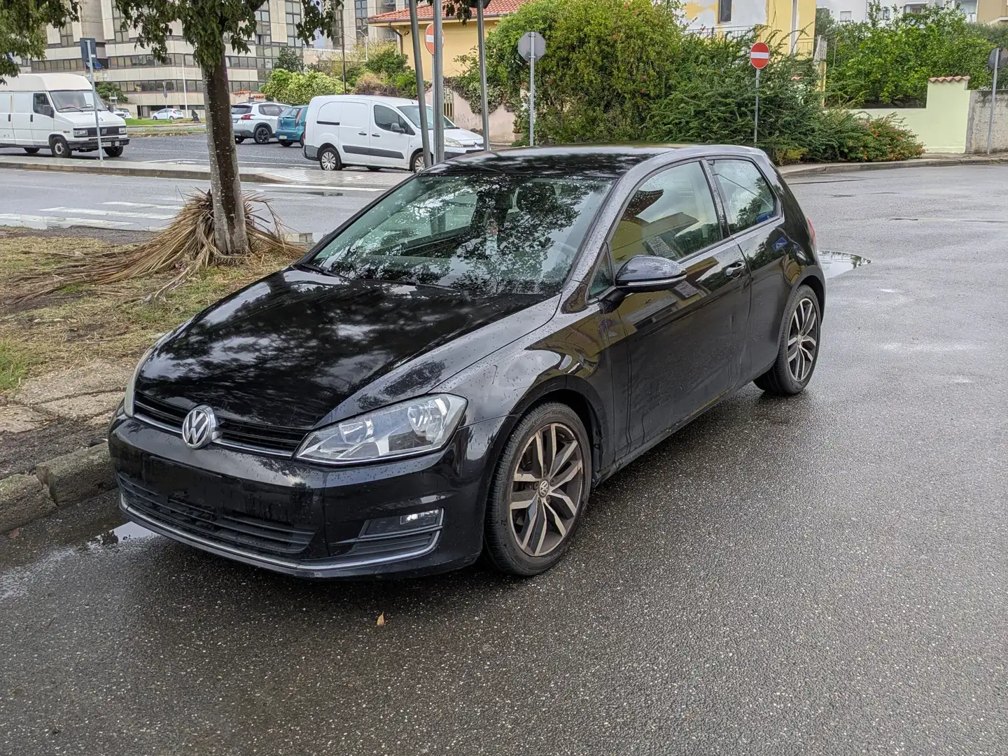 Volkswagen Golf Nero - 1