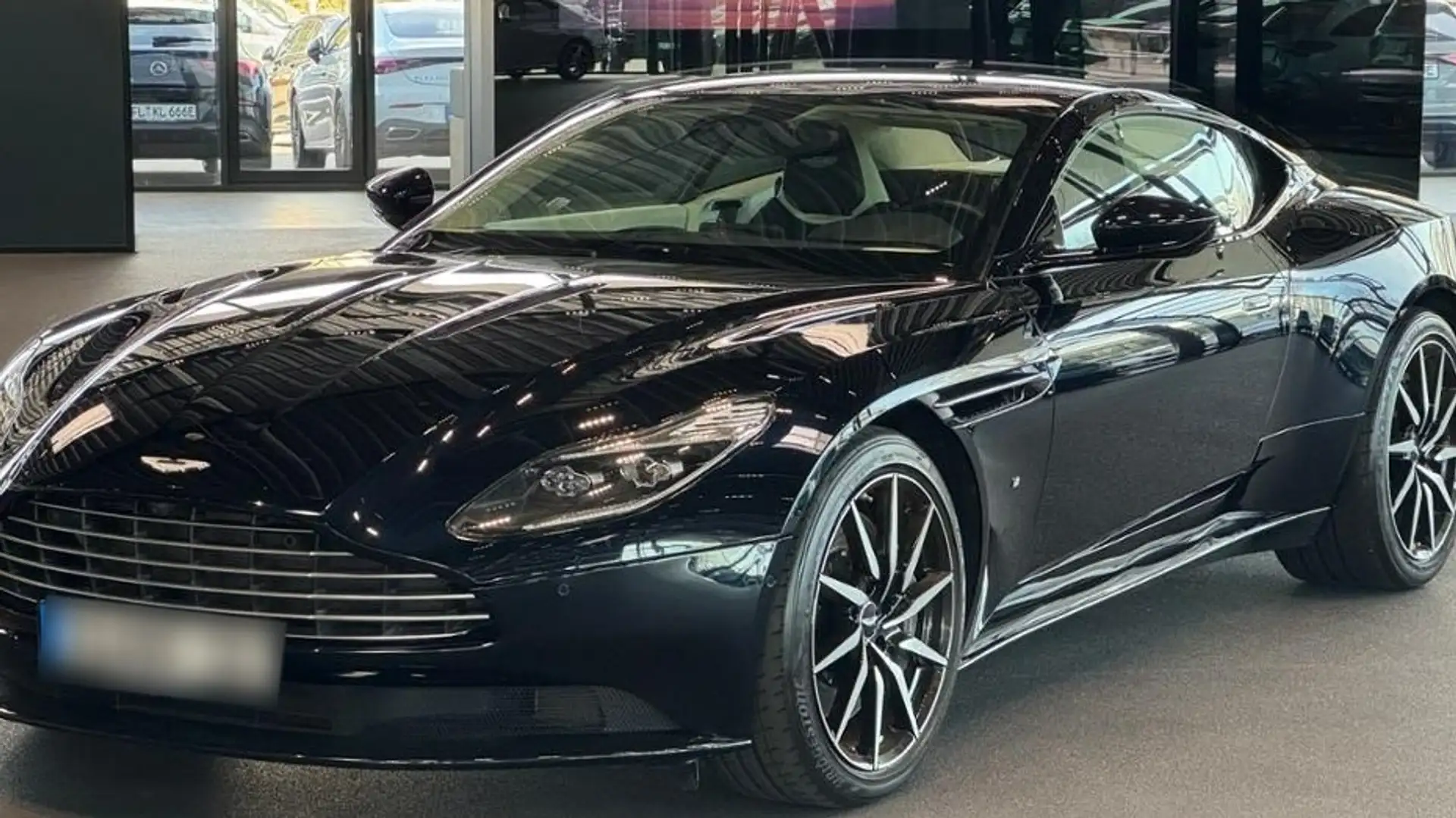Aston Martin DB11 5.2 608 Bleu - 1