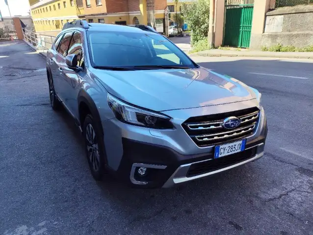 Subaru OUTBACK 2.5i Lineartronic Premium