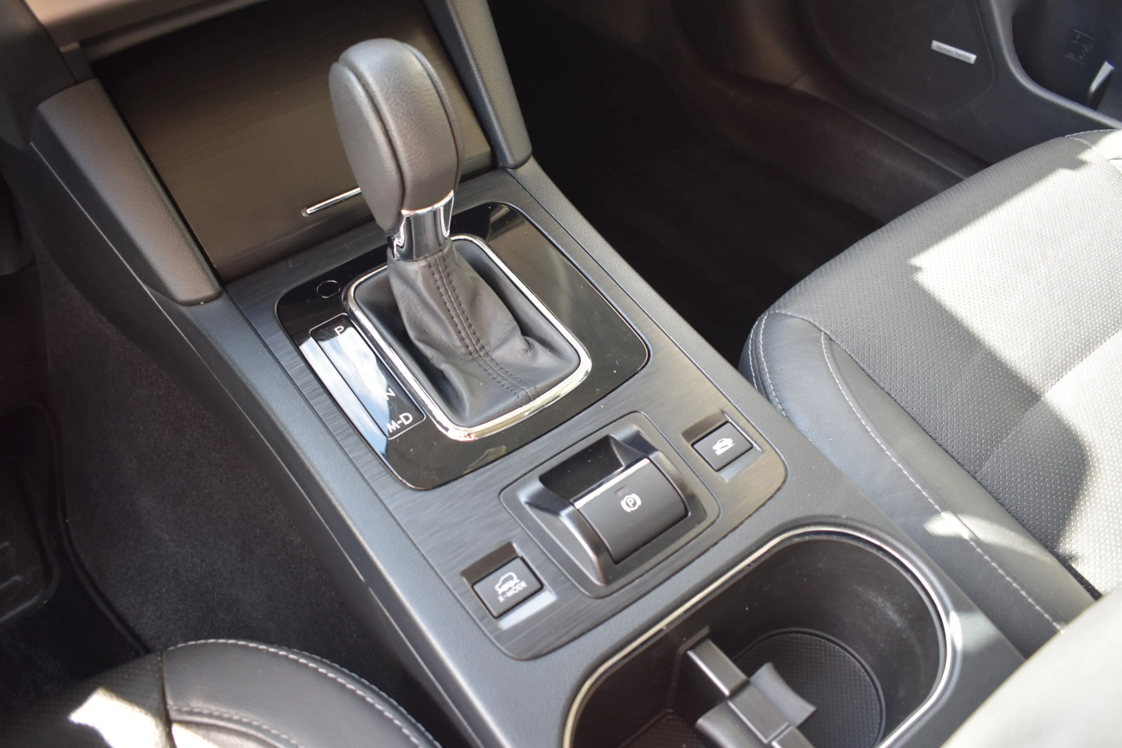 Subaru OUTBACK 2.5i Premium - Trekhaak - Dealer Onderhouden — photo 18