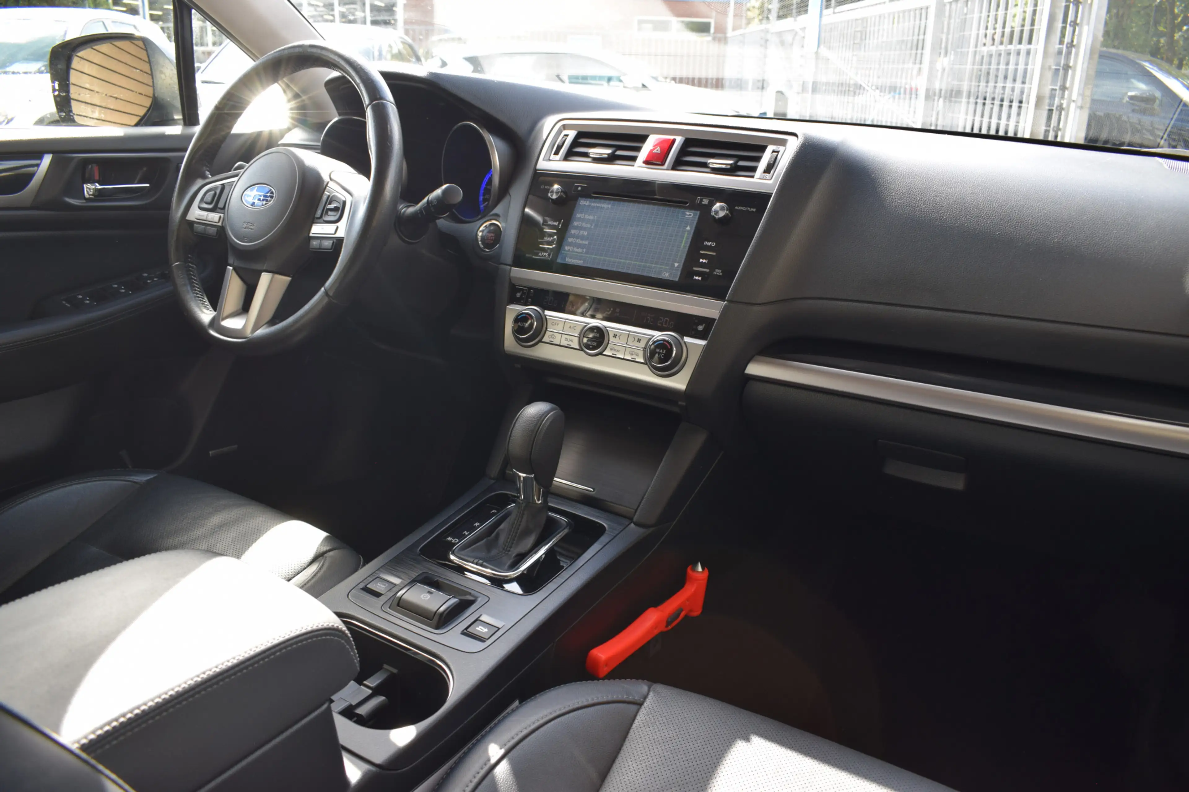 Subaru OUTBACK 2.5i Premium - Trekhaak - Dealer Onderhouden — photo 16