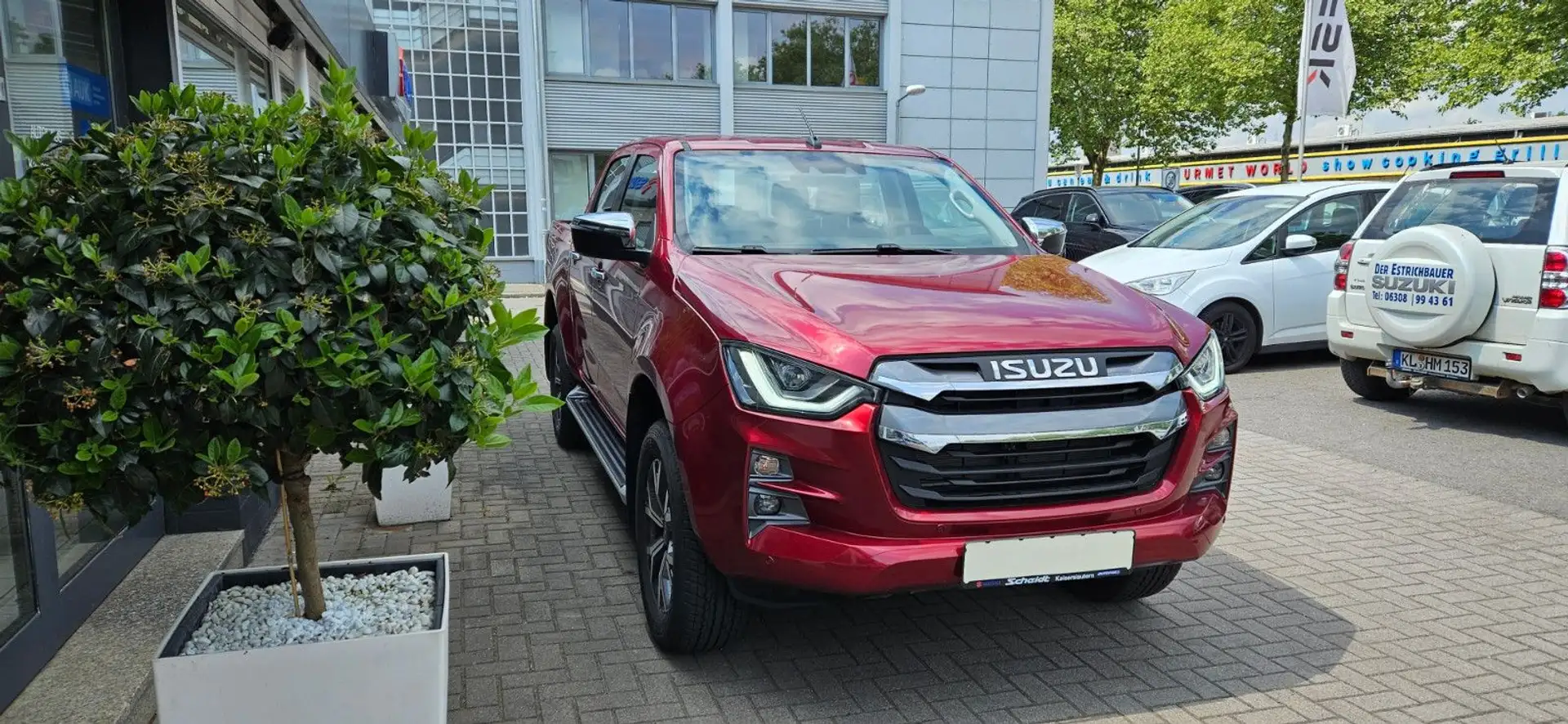 Isuzu D-Max Double Cab LSE A/T Червоний - 2