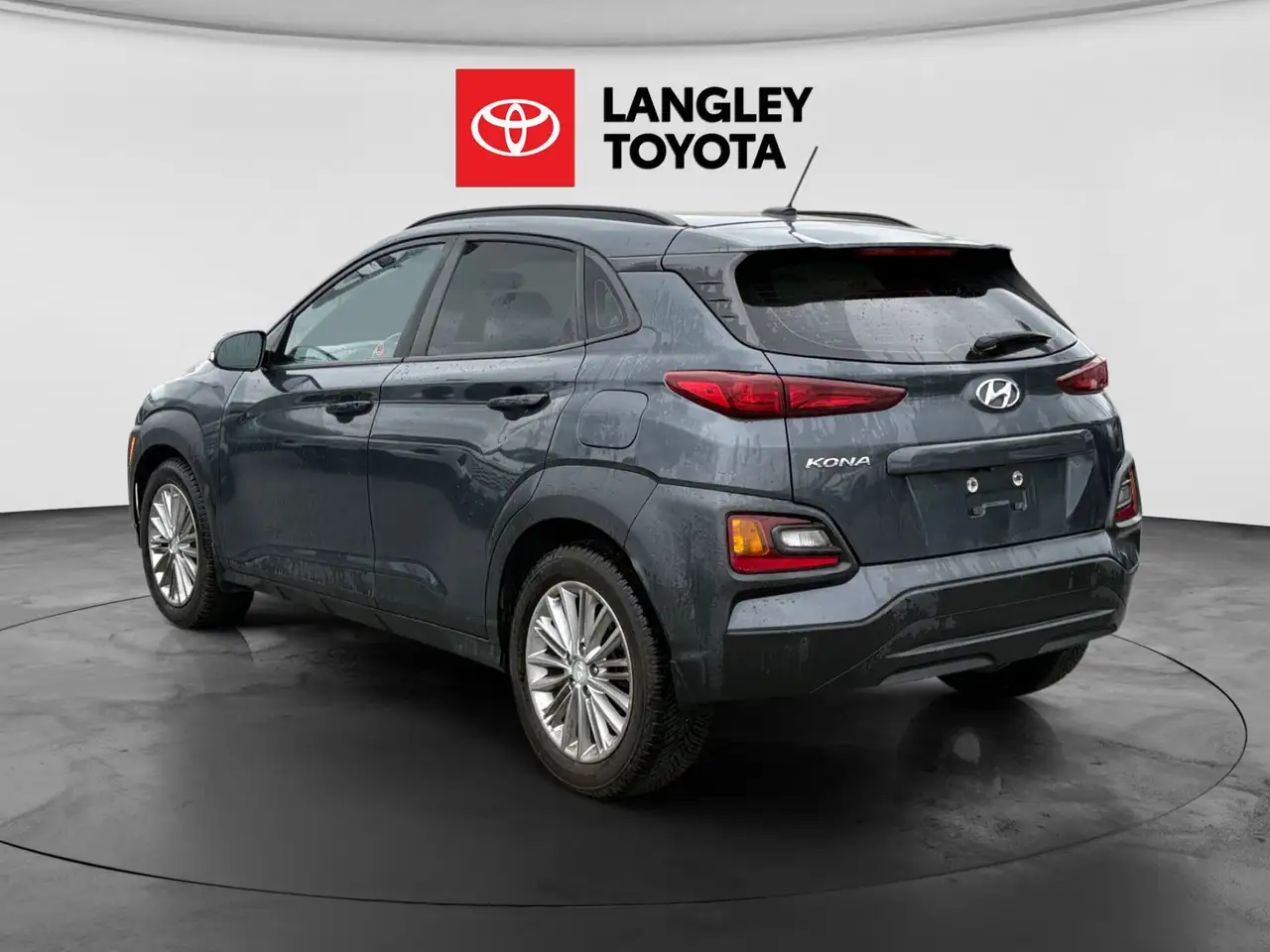Hyundai KONA photo Hyundai KONA