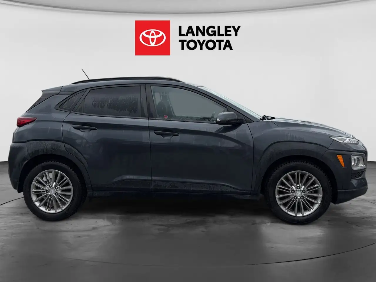 Hyundai KONA photo Hyundai KONA