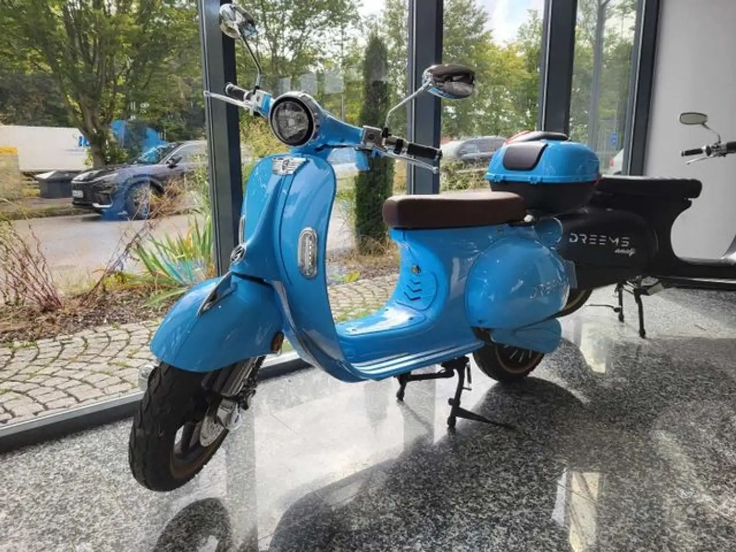 Dreems Amalfi e-Roller (45 km/h) inkl. 2 Akkus, Top Case, Scheck Bleu - 2