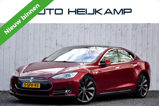 Tesla Model S 85 Performance | Supercharge Free | Luchtvering |