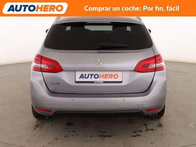 Peugeot 308 view 5