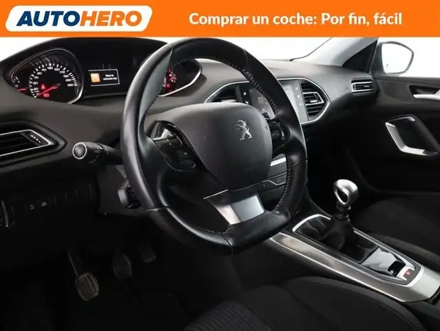 Peugeot 308 view 12