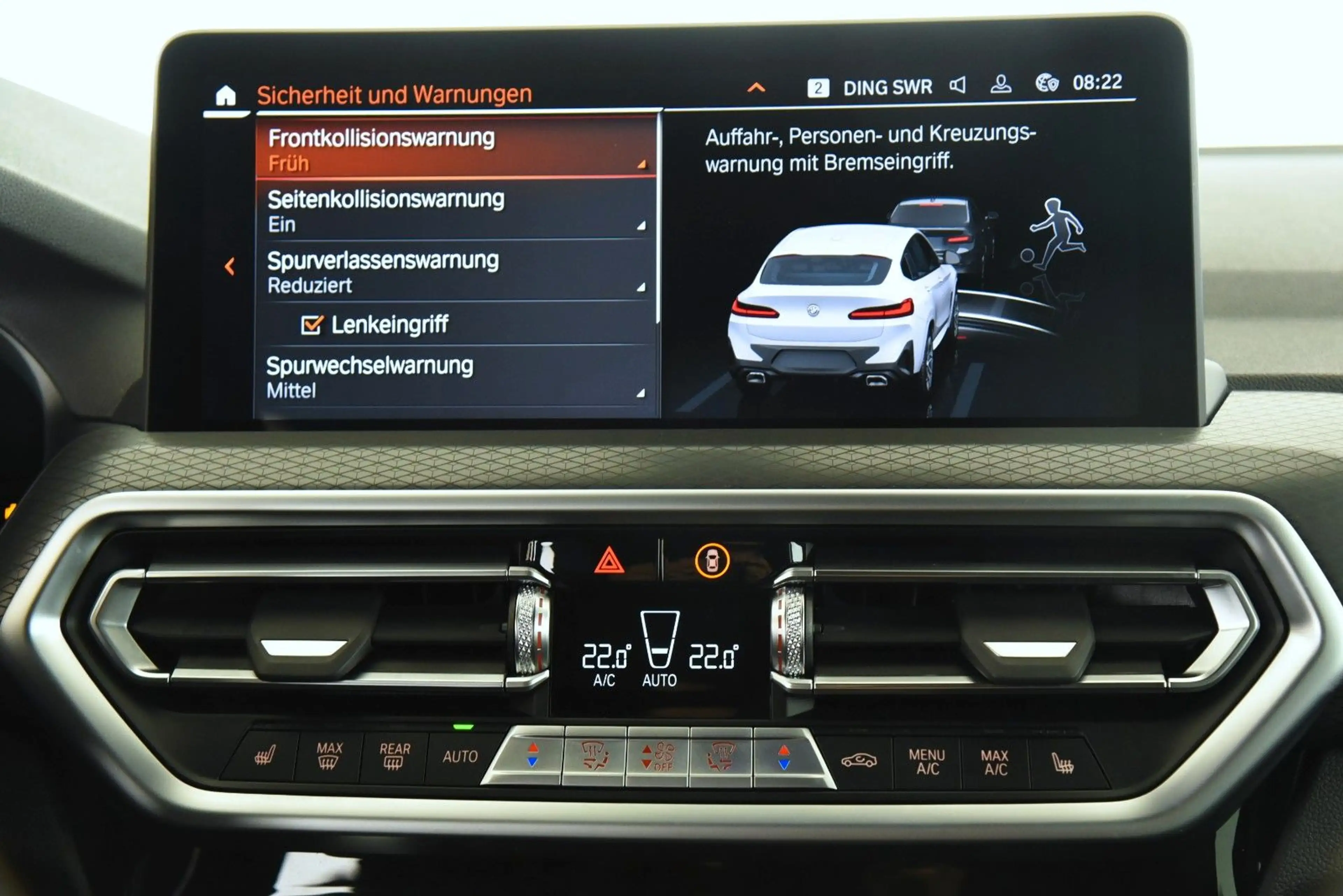 BMW X4 xDrive30d M Sport StandHzg AHK HiFi LED Alarm — photo 14