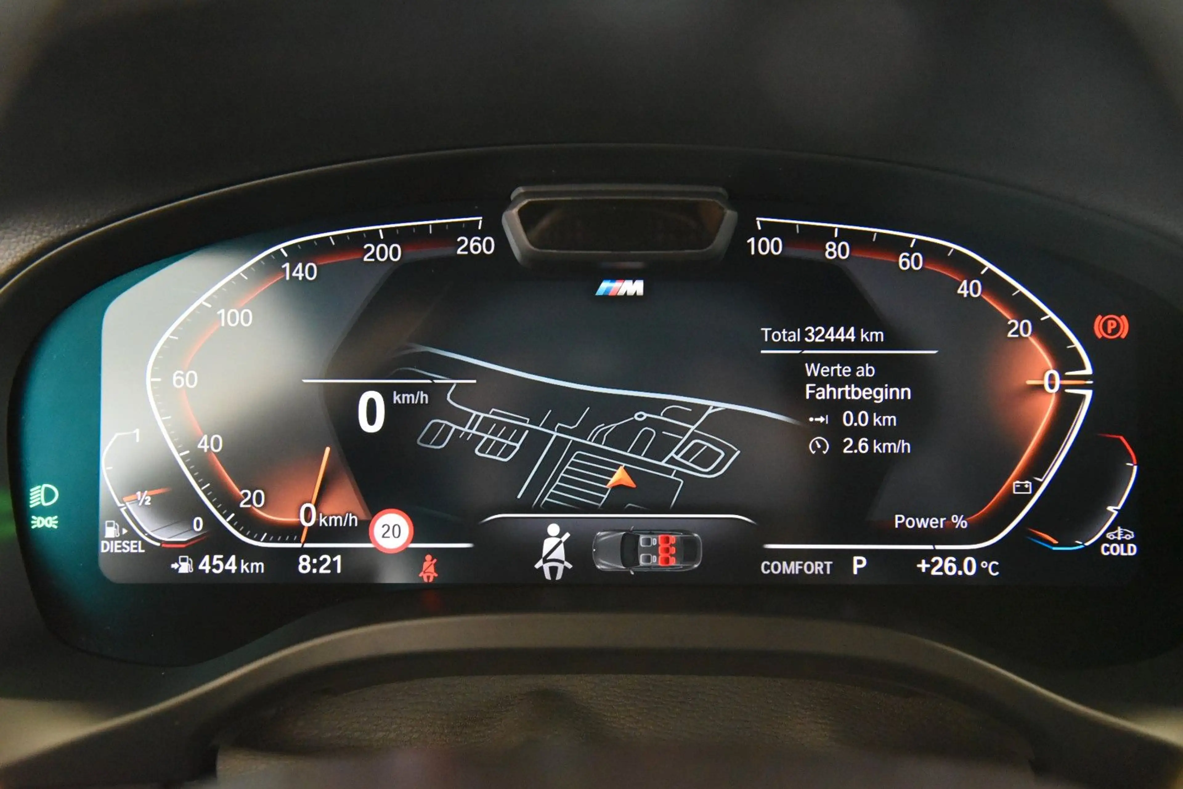 BMW X4 xDrive30d M Sport StandHzg AHK HiFi LED Alarm — photo 11