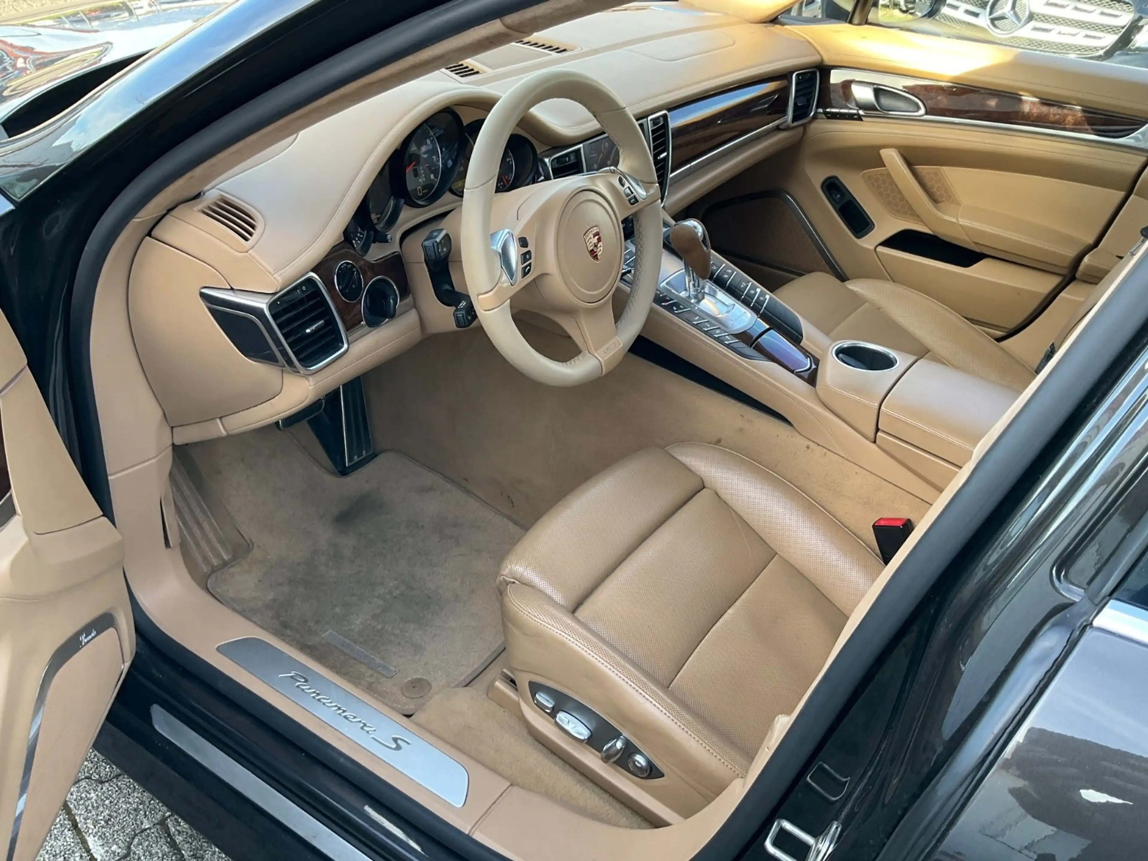 Porsche Panamera 4S 4.8 V8 — photo 11