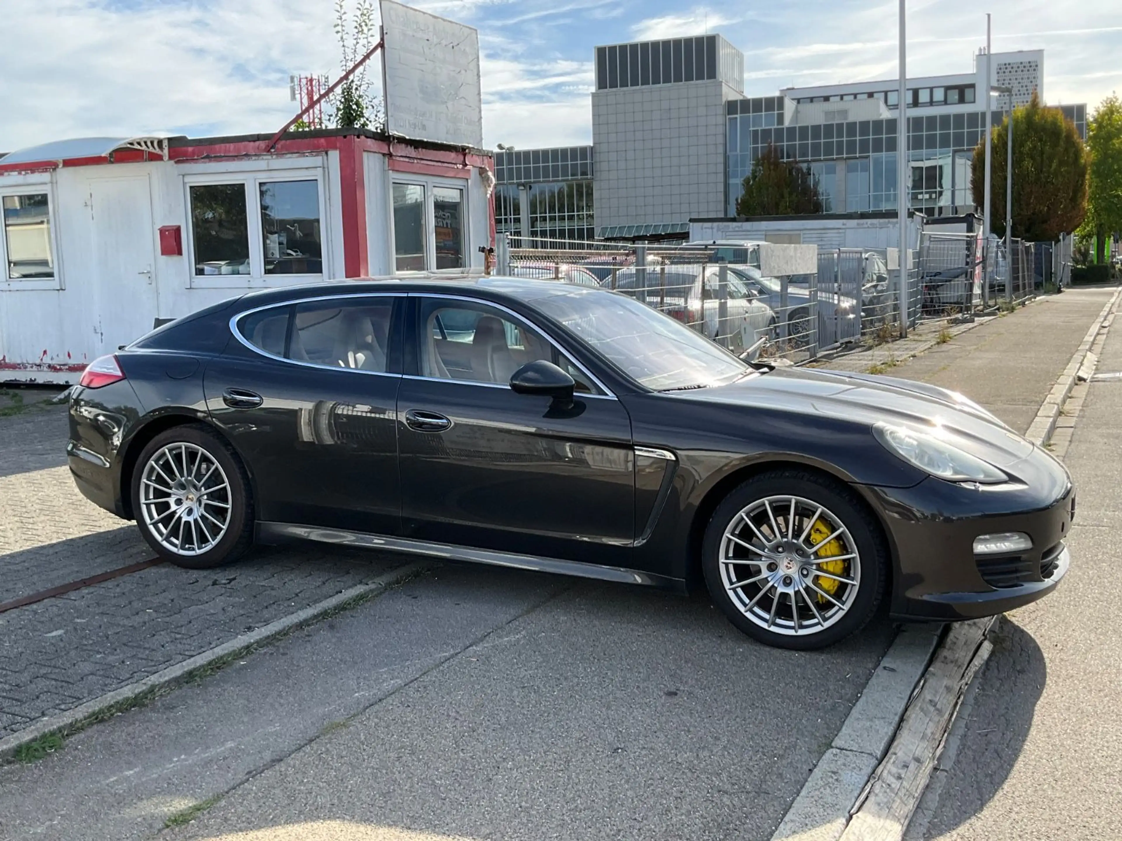 Porsche Panamera 4S 4.8 V8 — photo 4