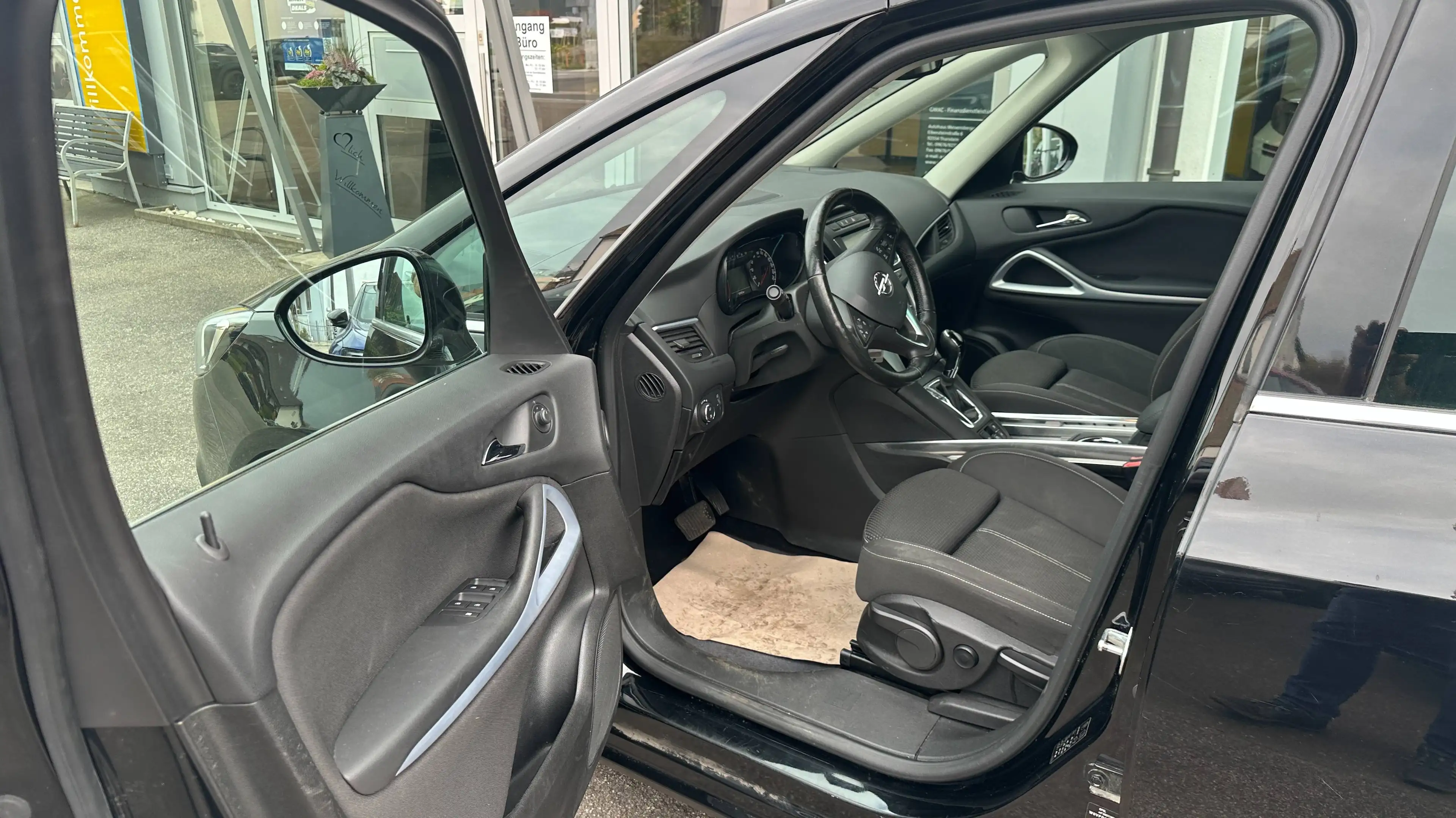 Opel Zafira Innovation Automatik 7-Sitzer Navigationssystem Rückfahrkamera Sitzheizung Lenkradheizung — photo 15