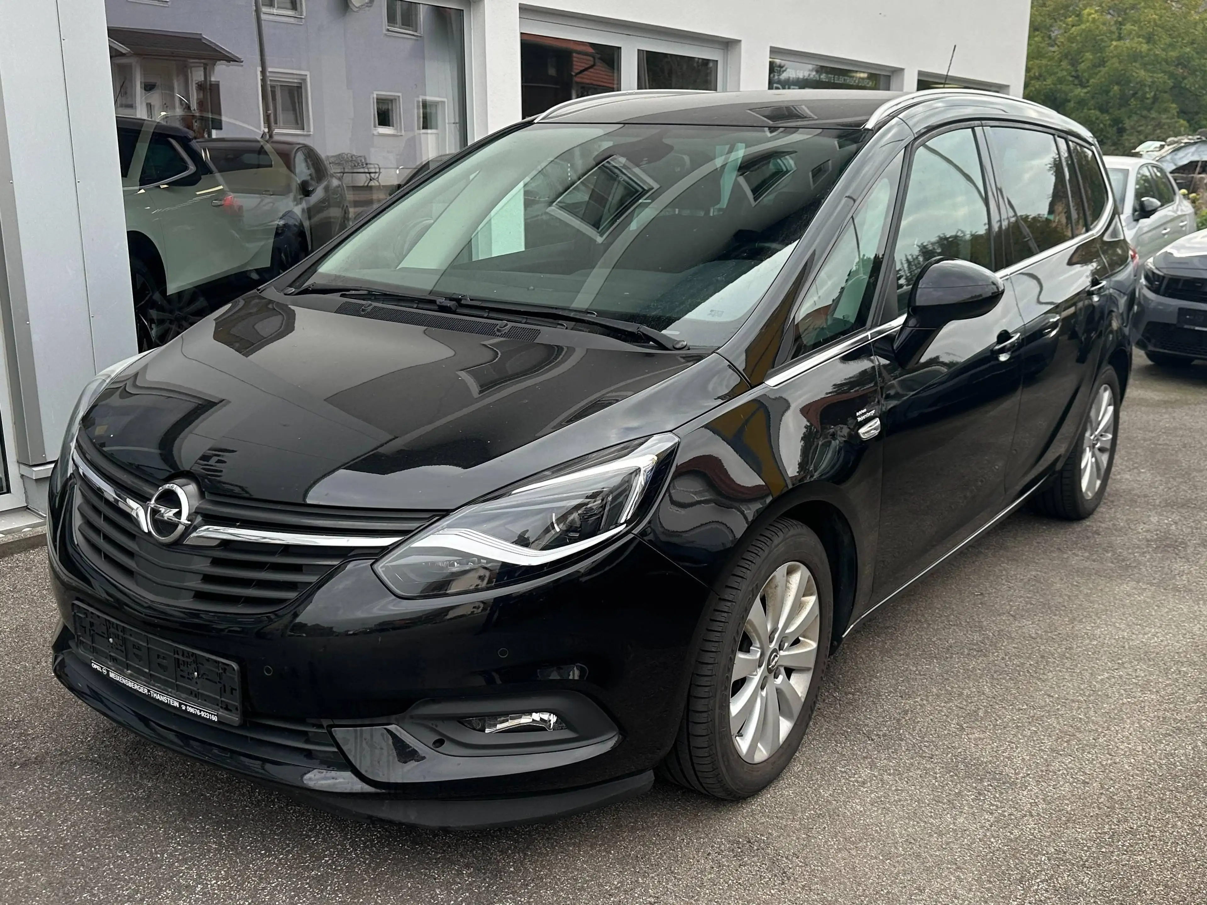 Opel Zafira Innovation Automatik 7-Sitzer Navigationssystem Rückfahrkamera Sitzheizung Lenkradheizung — photo 4