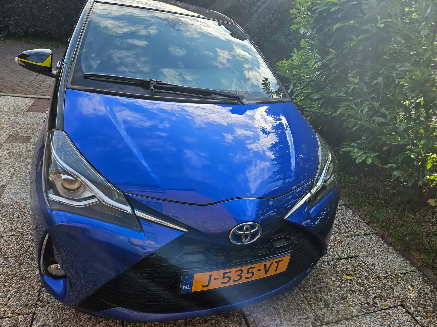 Toyota Yaris Yaris 1.5 Hyb. Bi-Tone Blauw - 1
