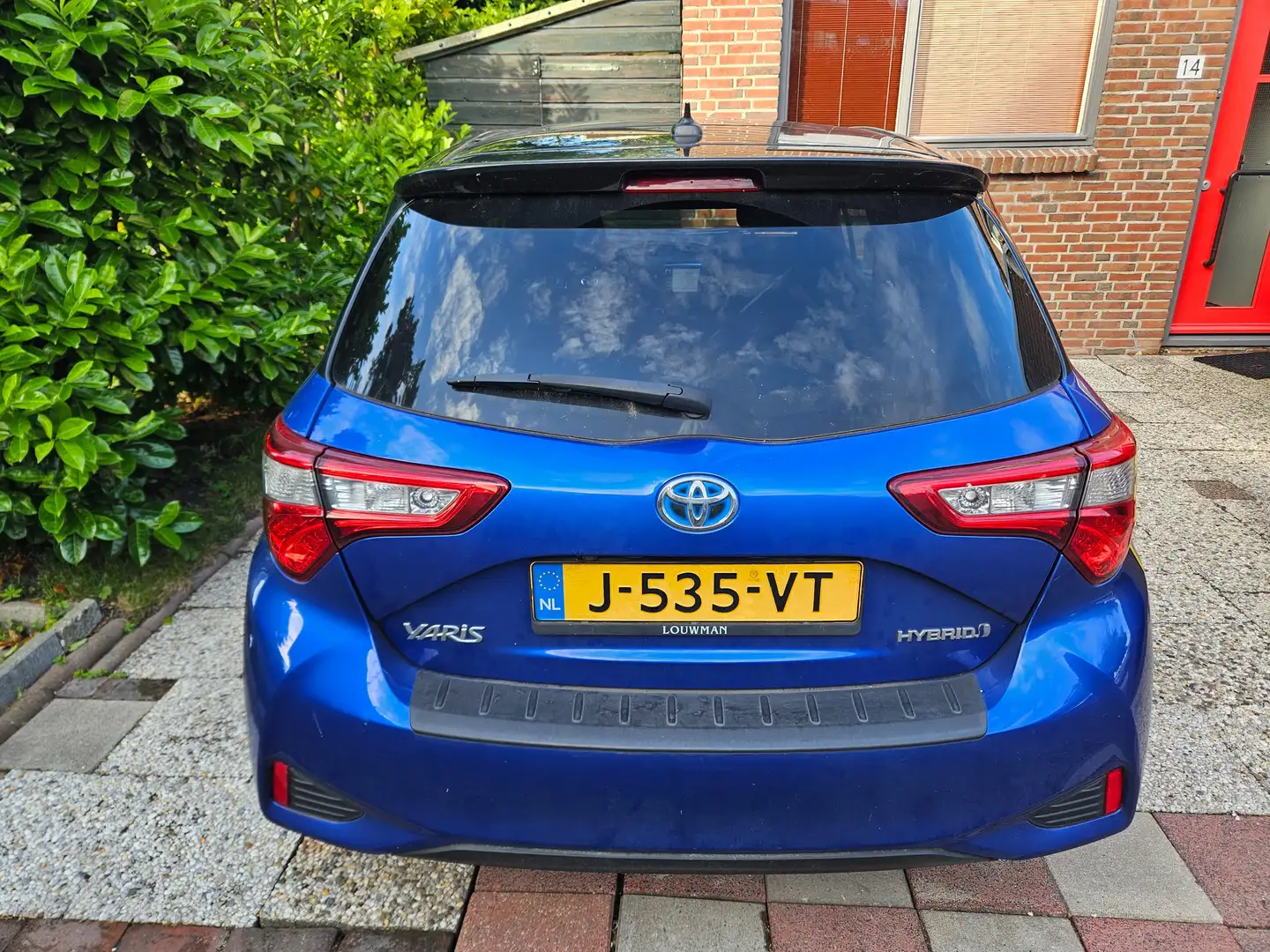 Toyota Yaris Yaris 1.5 Hyb. Bi-Tone Blauw - 2