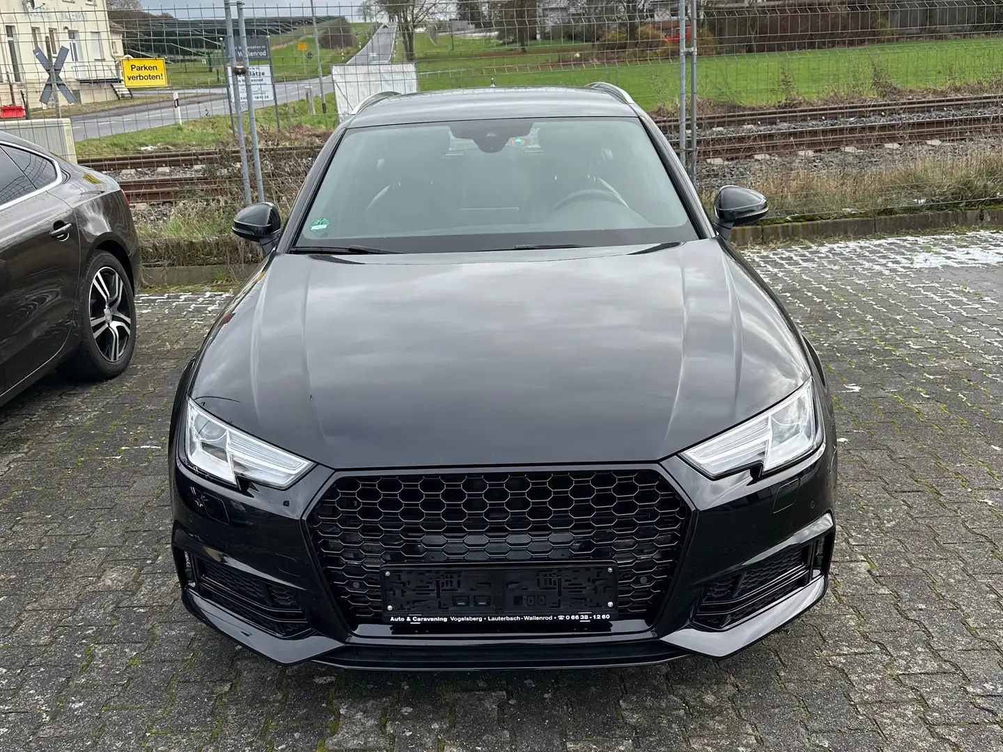 Audi A4 quattro sport Schwarz - 1
