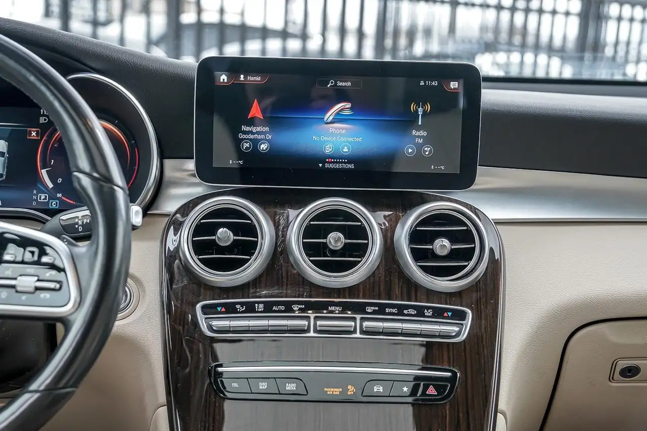 Mercedes-Benz GLC снимка Mercedes-Benz GLC