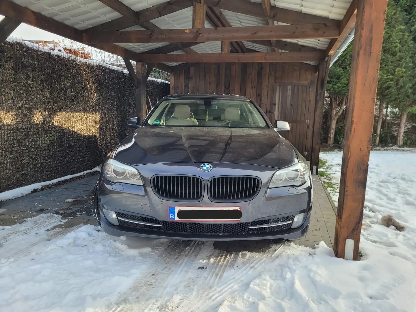 BMW 520 bmw 520d f10 184pk 12/2012 Gris - 1