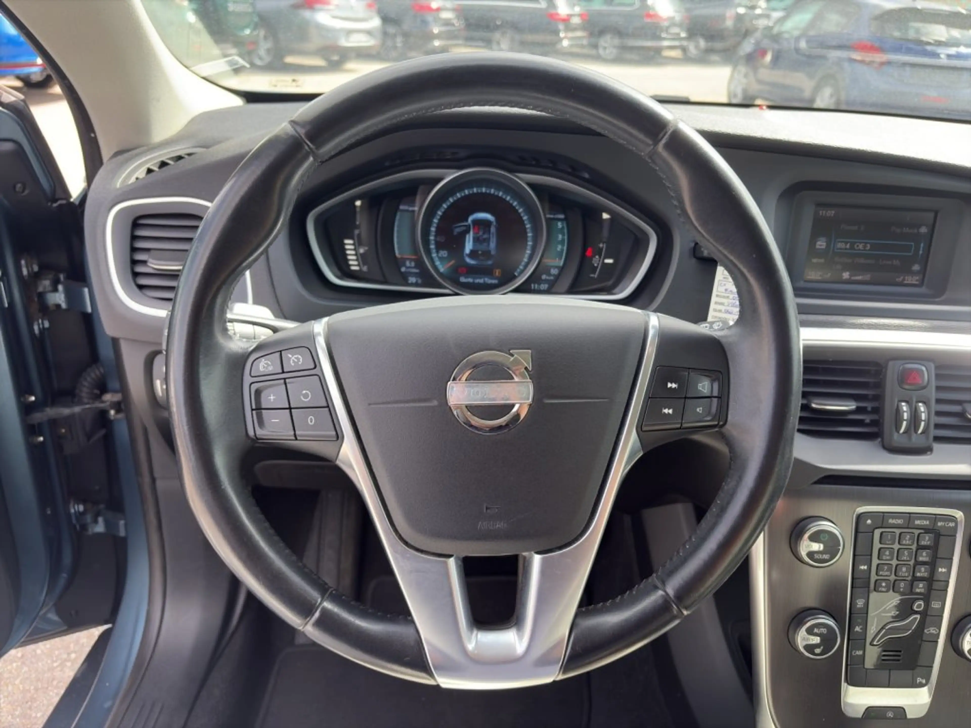 Volvo V40 D2 (94G) MO — photo 7