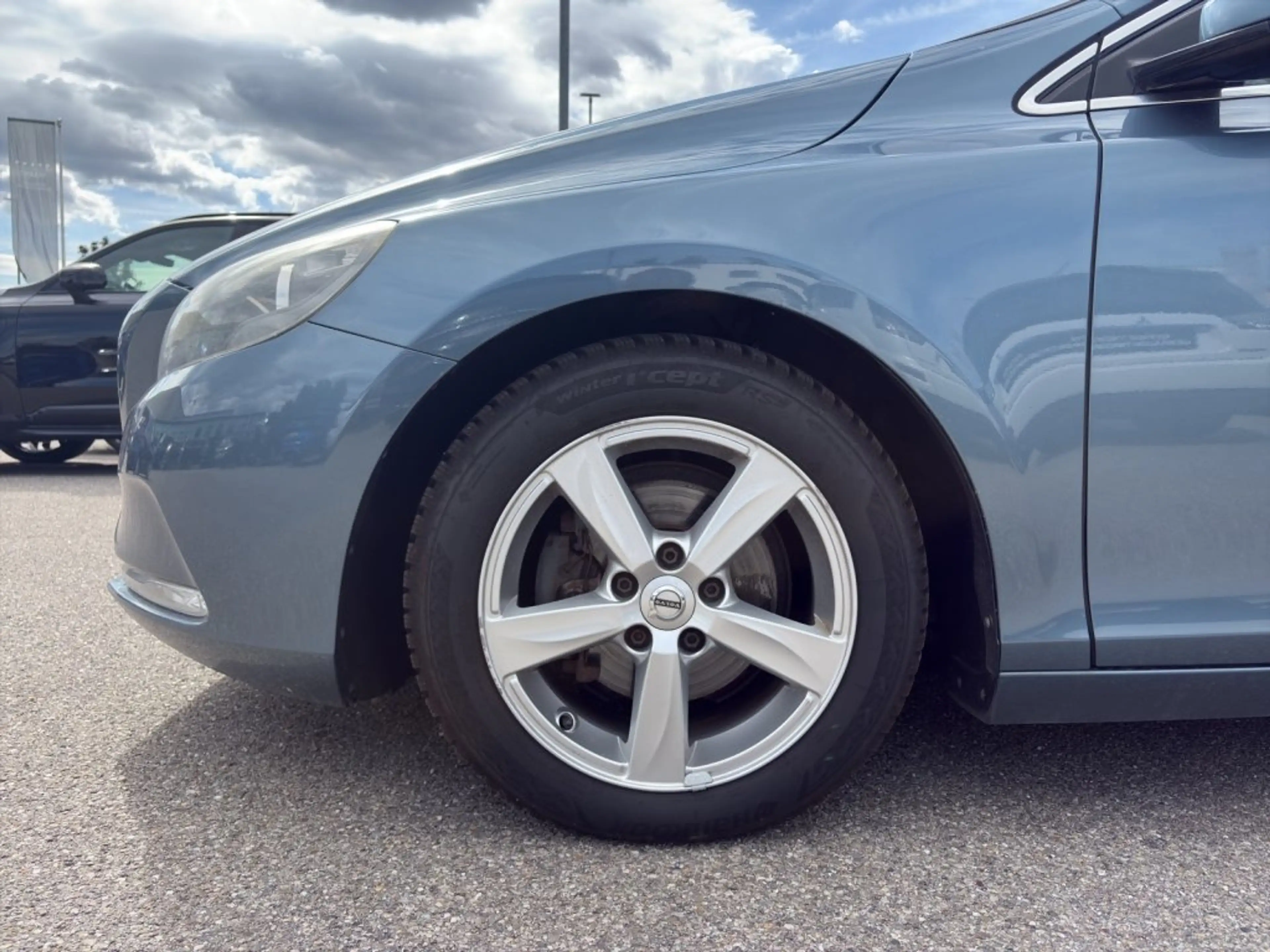 Volvo V40 D2 (94G) MO — photo 13