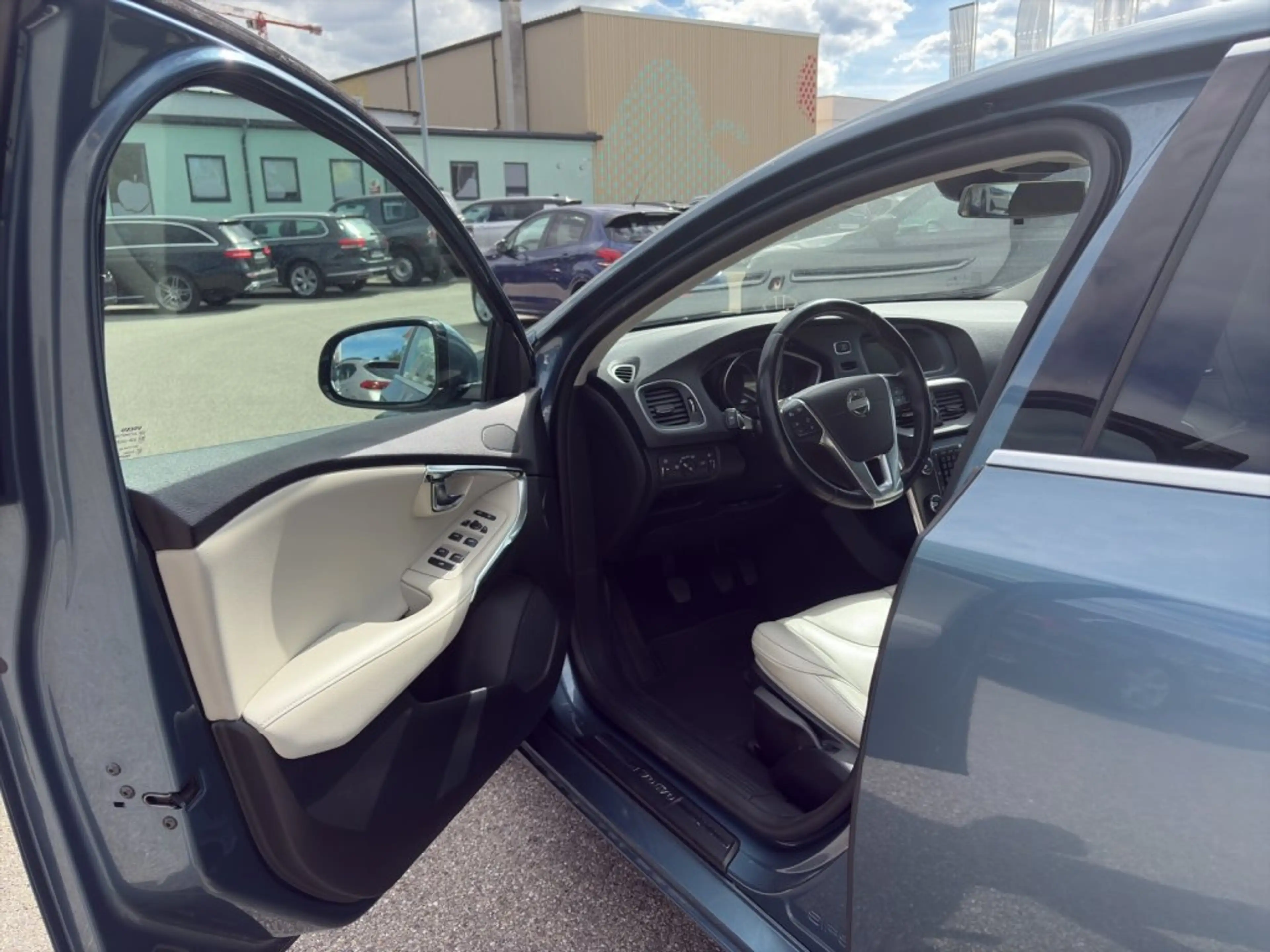 Volvo V40 D2 (94G) MO — photo 15