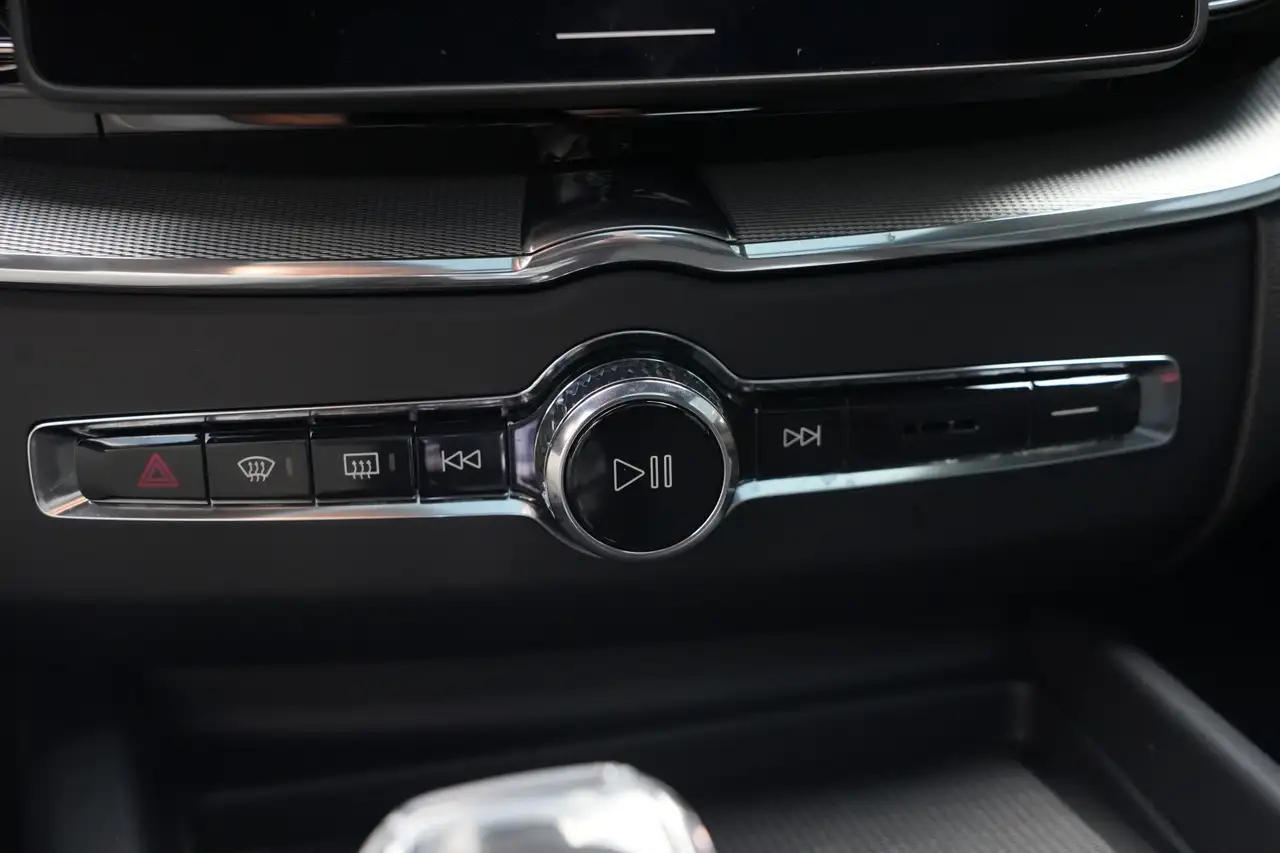 Volvo XC60 2.0 T8 PHEV AWD Black Edition 455 PK Luchtveri, миниатюра 14