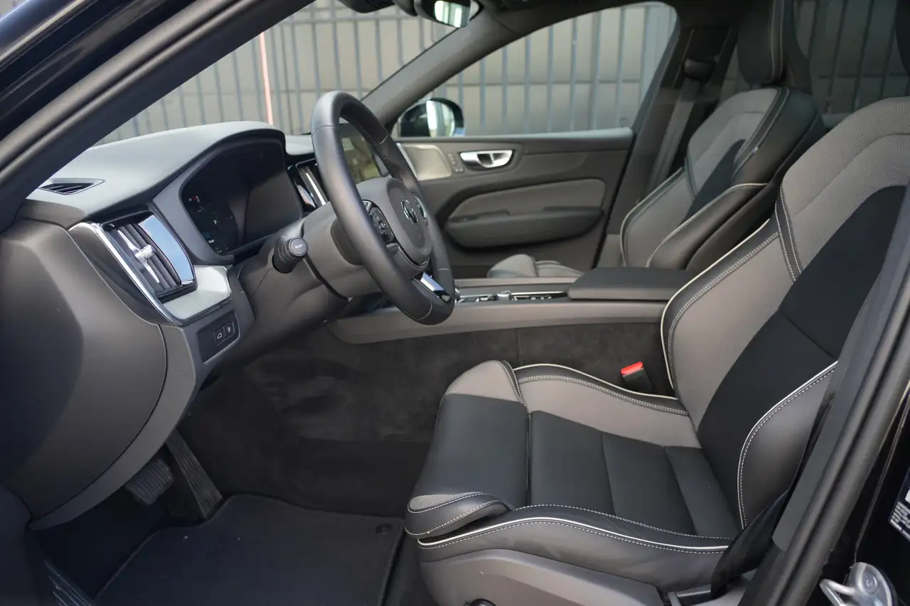 Volvo XC60 2.0 T8 PHEV AWD Black Edition 455 PK Luchtveri, миниатюра 10